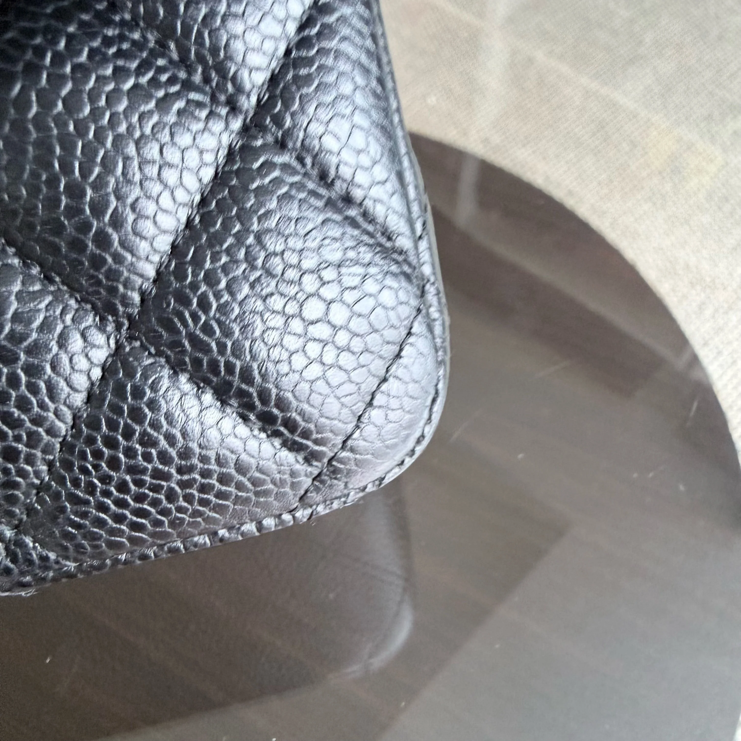 Chanel Classic Flap Medium - Caviar 25CM Quilted Grained Calfskin Black Gold Hardware Series 25