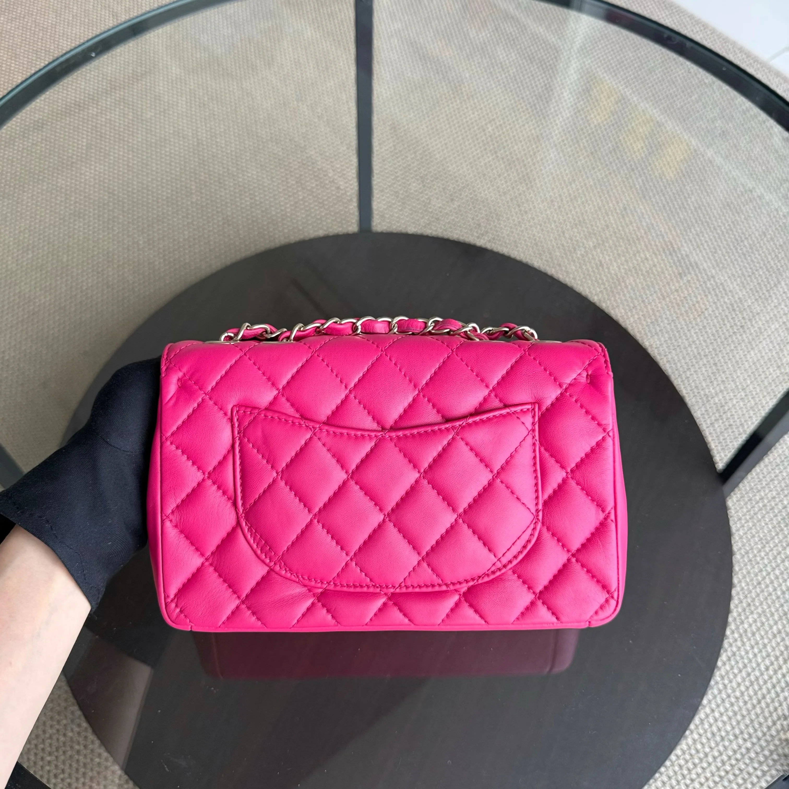 Chanel Chic Flap Small - 23CM Quilted Lambskin Hot Pink Gold Hardware Series 22