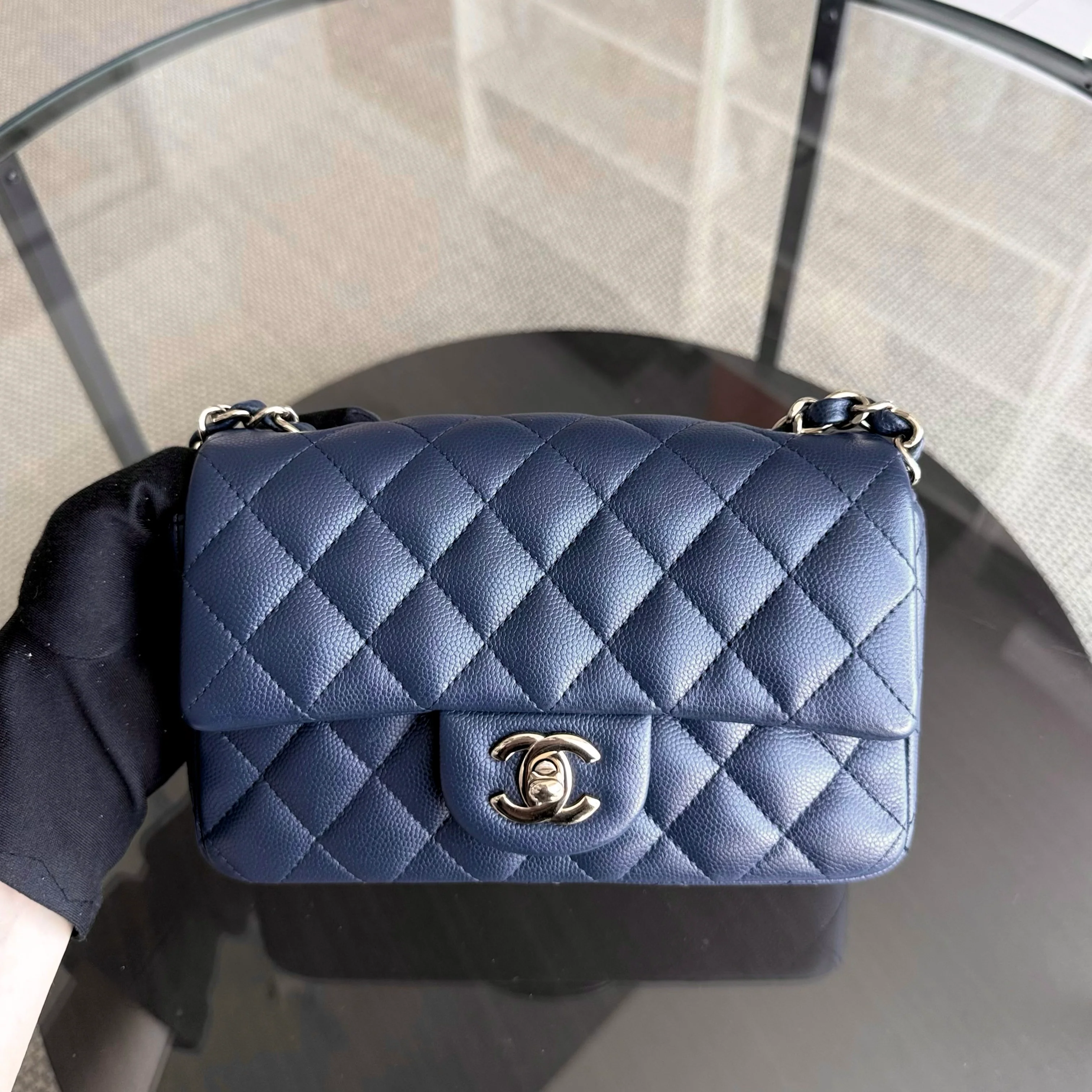 Chanel Classic Flap Mini - Caviar 20CM Quilted Dark Blue Gold Hardware Series 24