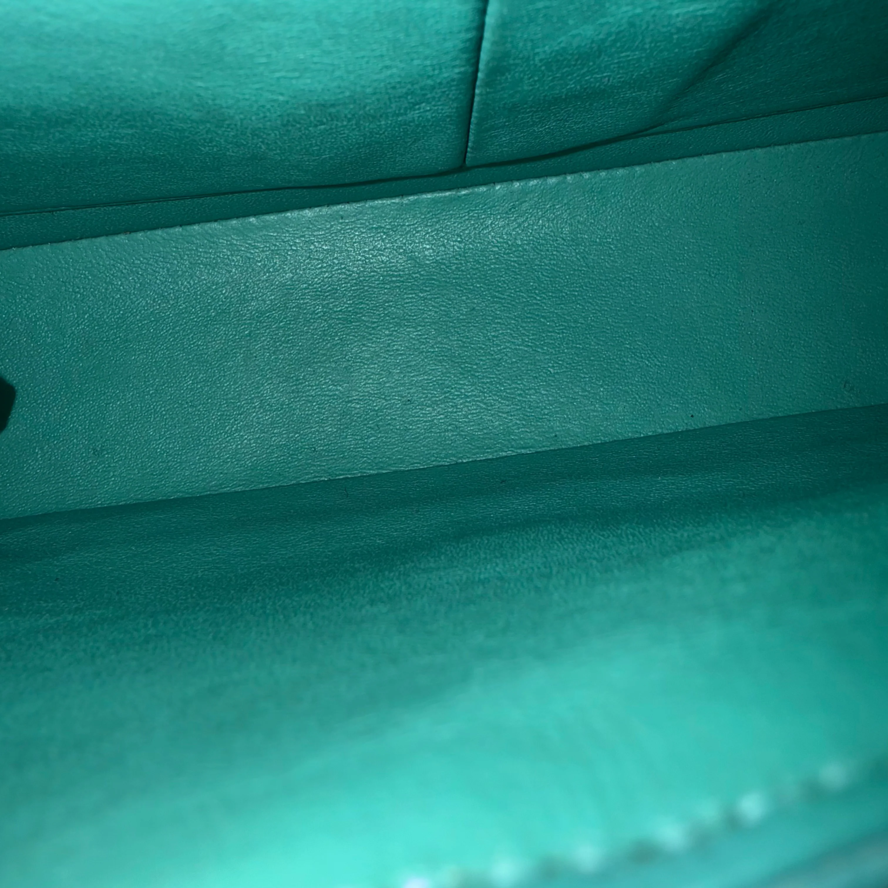 Chanel Classic Flap Small - Caviar 23CM Chevron Light Blue Tiffiny Blue Gold Hardware Series 27