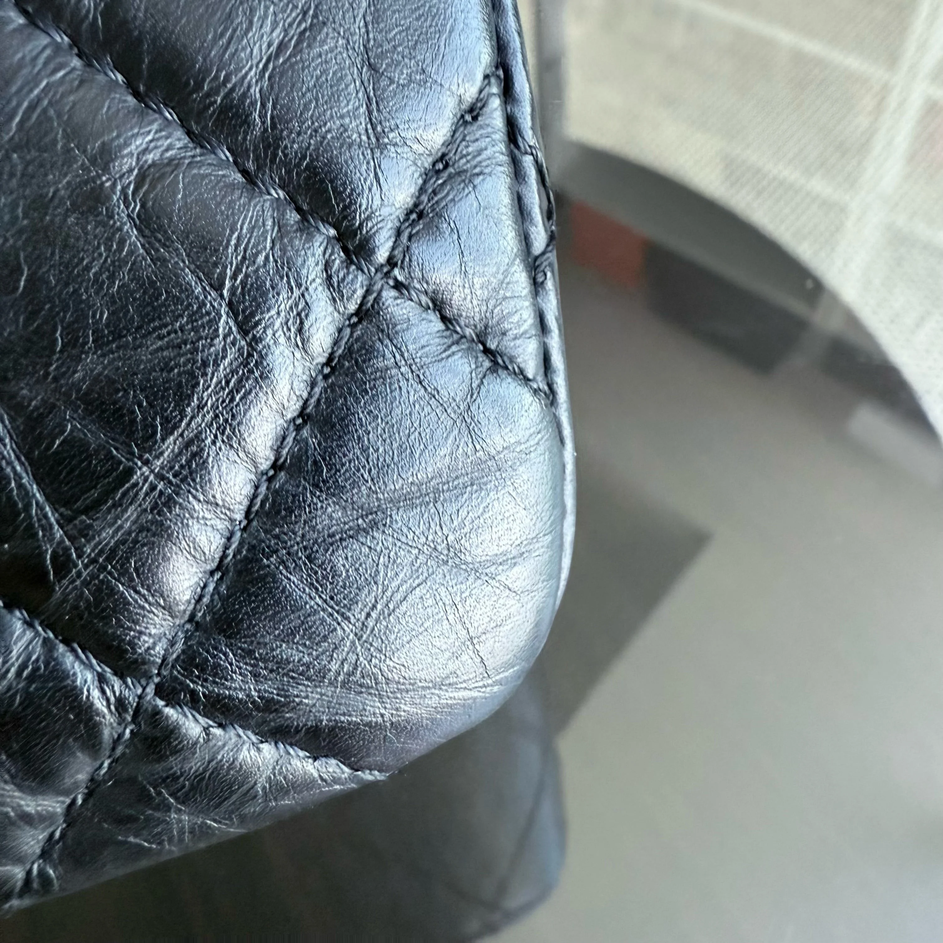 Chanel 2.55 Reissue 227 - Quilted Aged Calfskin Black Gold Hardware