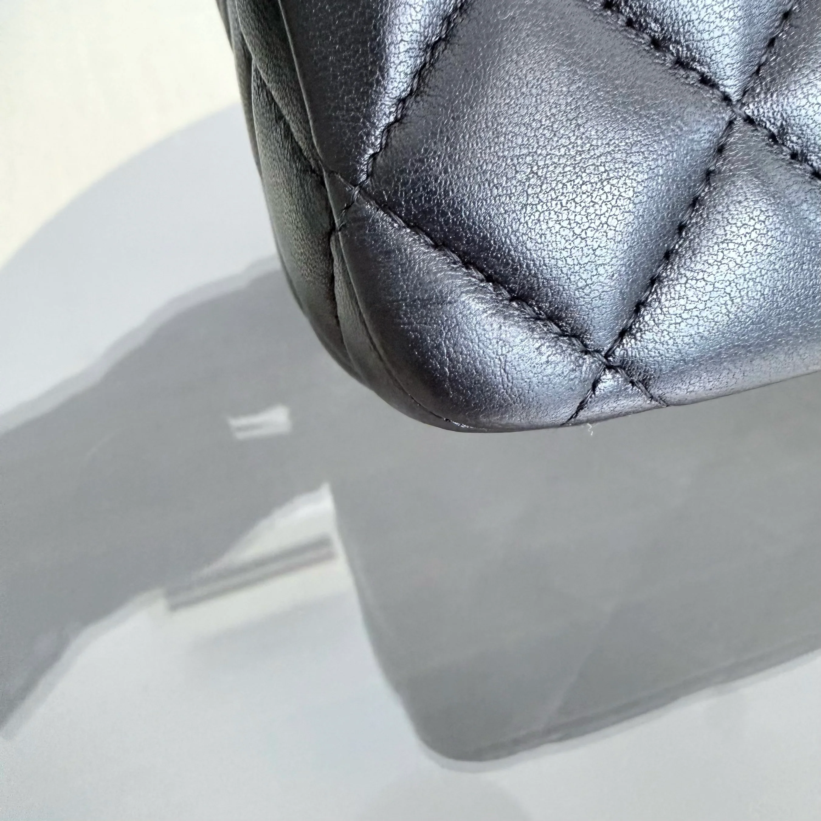 Chanel Classic Flap Medium - Special Valentine Edition 25CM Quilted Lambskin Black Gold Hardware Series 19