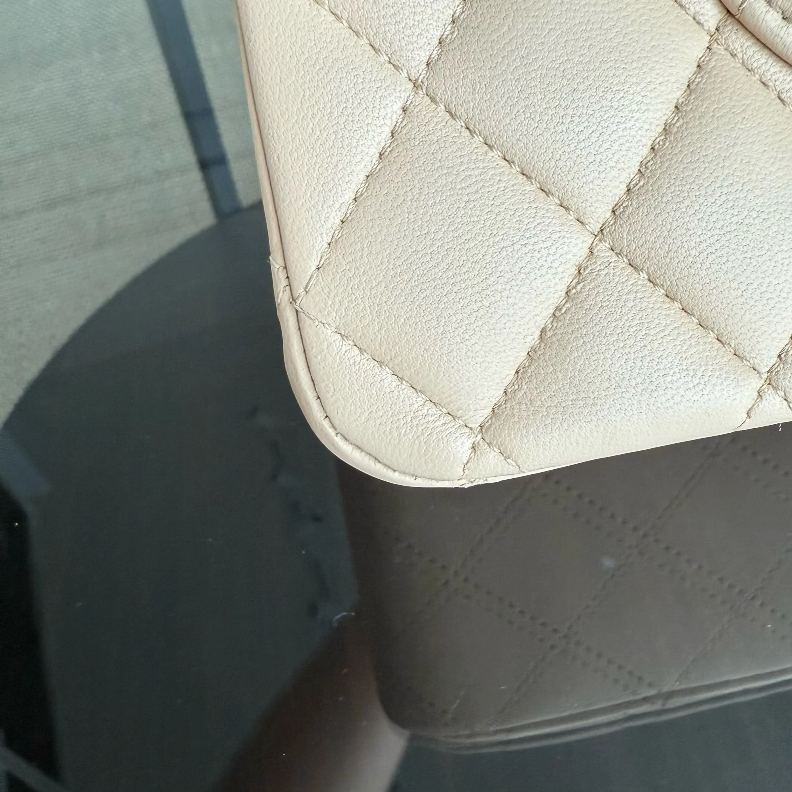 Chanel Classic Flap Medium - 25CM Quilted Lambskin Beige Gold Hardware