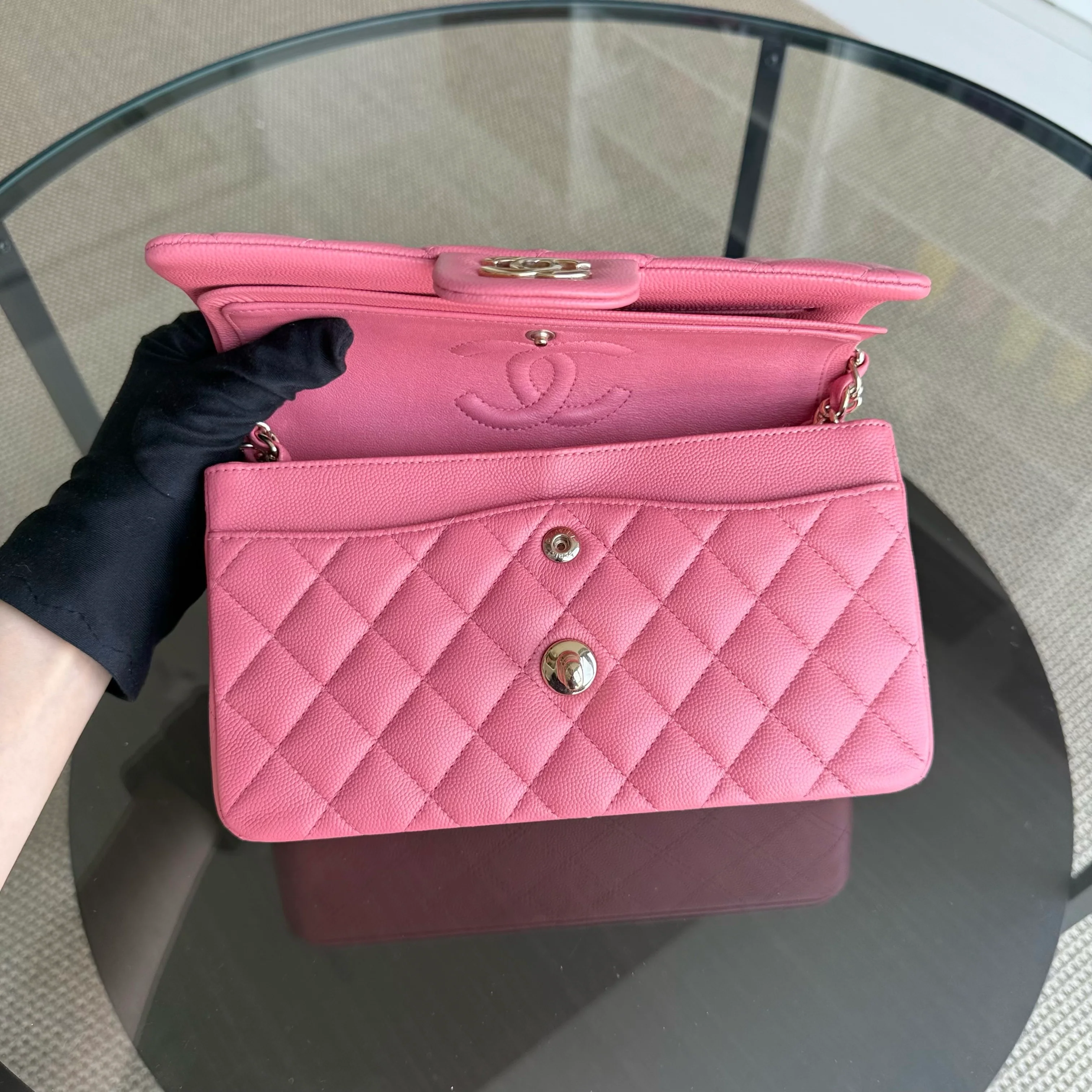 Chanel Classic Flap Small - Caviar 23CM Quilted Grained Calfskin Pink Gold Hardware Series 28