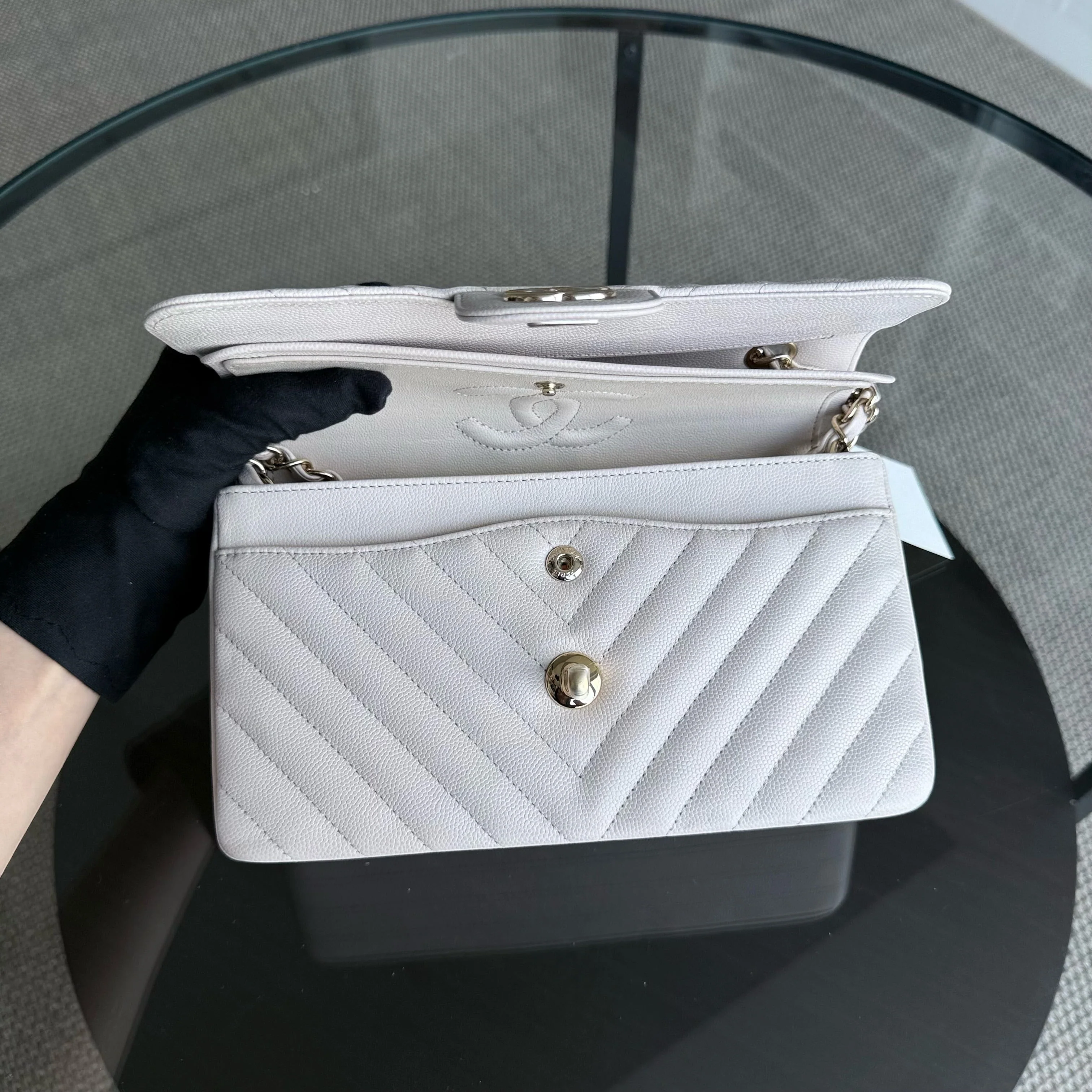 Chanel Classic Flap Small - Caviar 23CM Chevron Cream White Gold Hardware Series 26