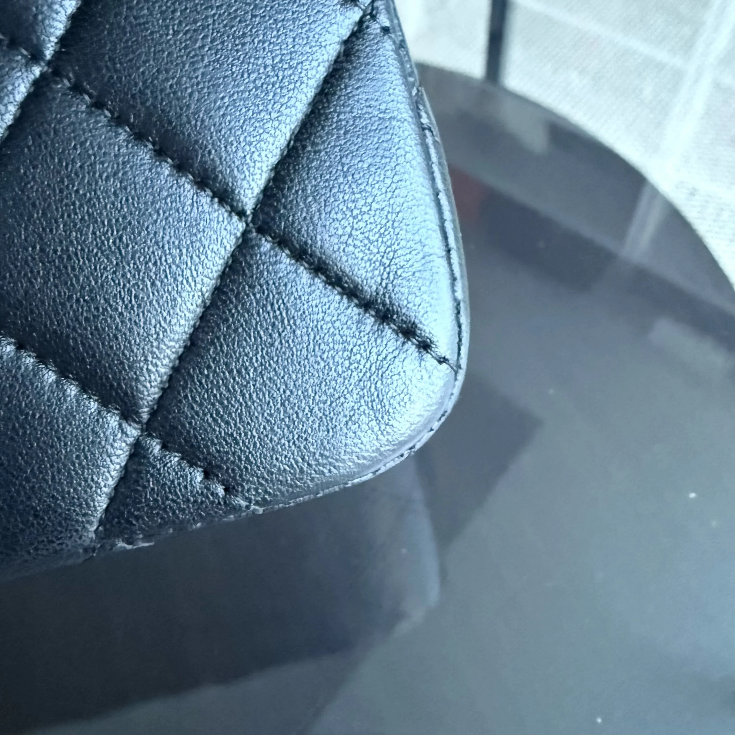 Chanel Classic Flap Small - Quilted Lambskin 23CM Black Gold Hardware Series 13