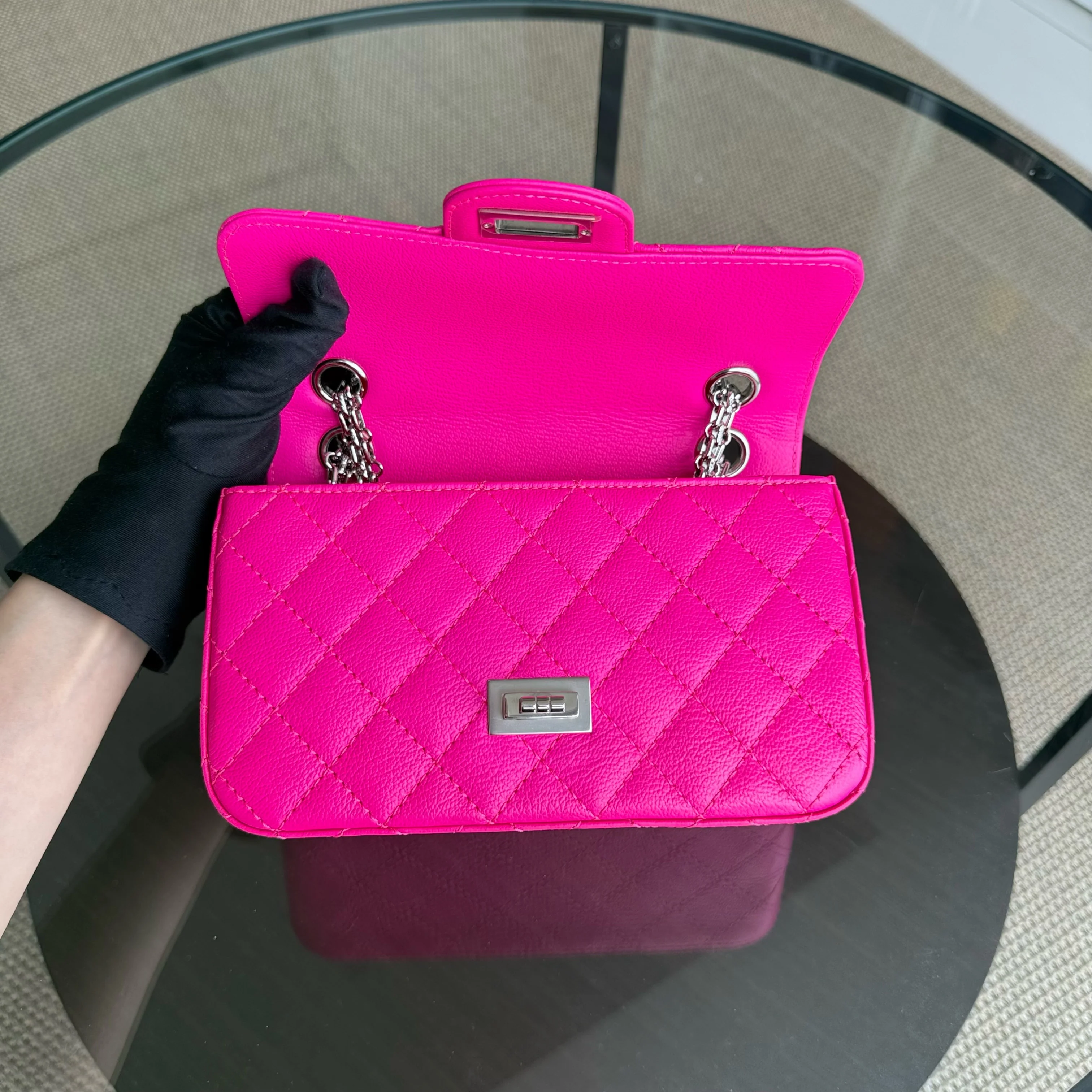 Chanel 2.55 Reissue Mini - 20CM Quilted Grained Calfskin Pink Silver Hardware Series 28
