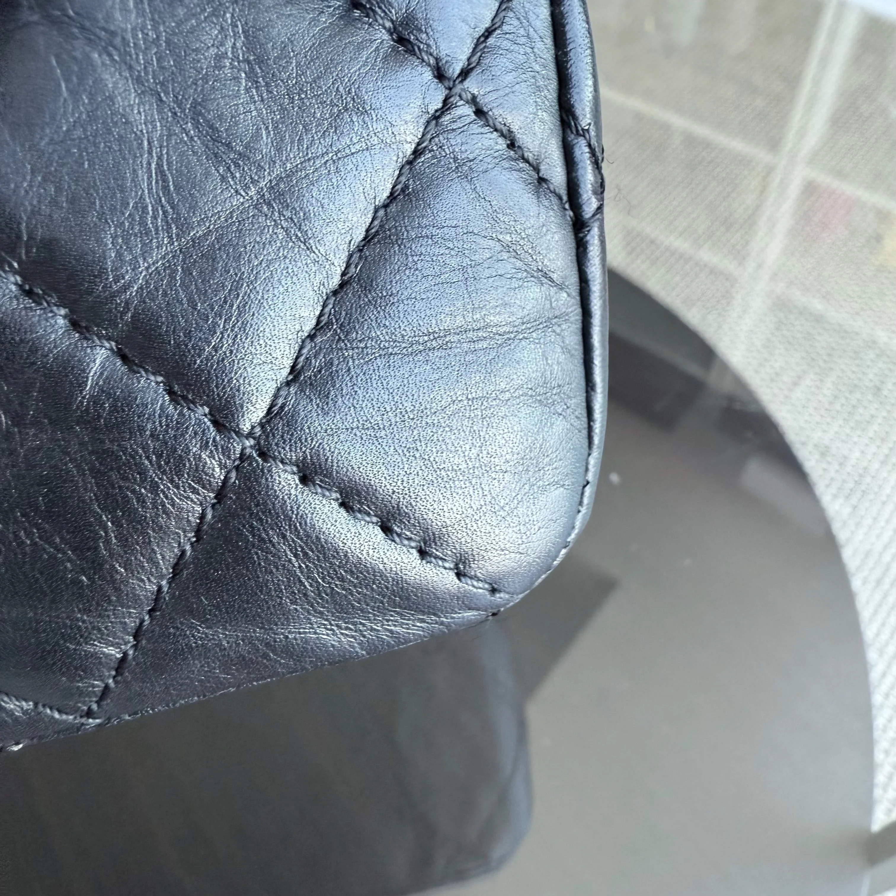 Chanel 2.55 Reissue 227 - Quilted Aged Calfskin Black Gold Hardware