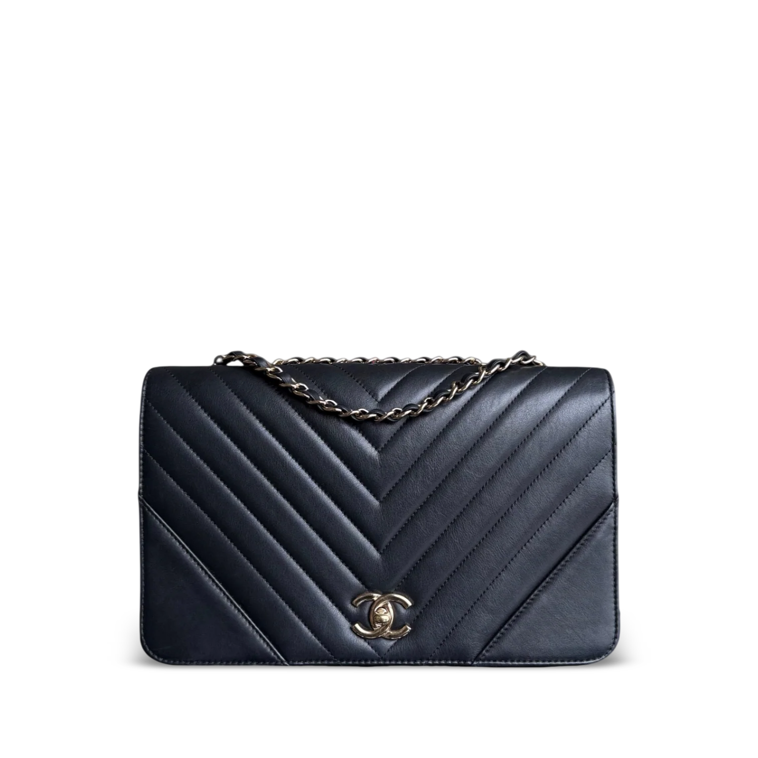 Chanel Flap Medium - Calfskin 27CM Chevron Black Gold Hardware Series 27