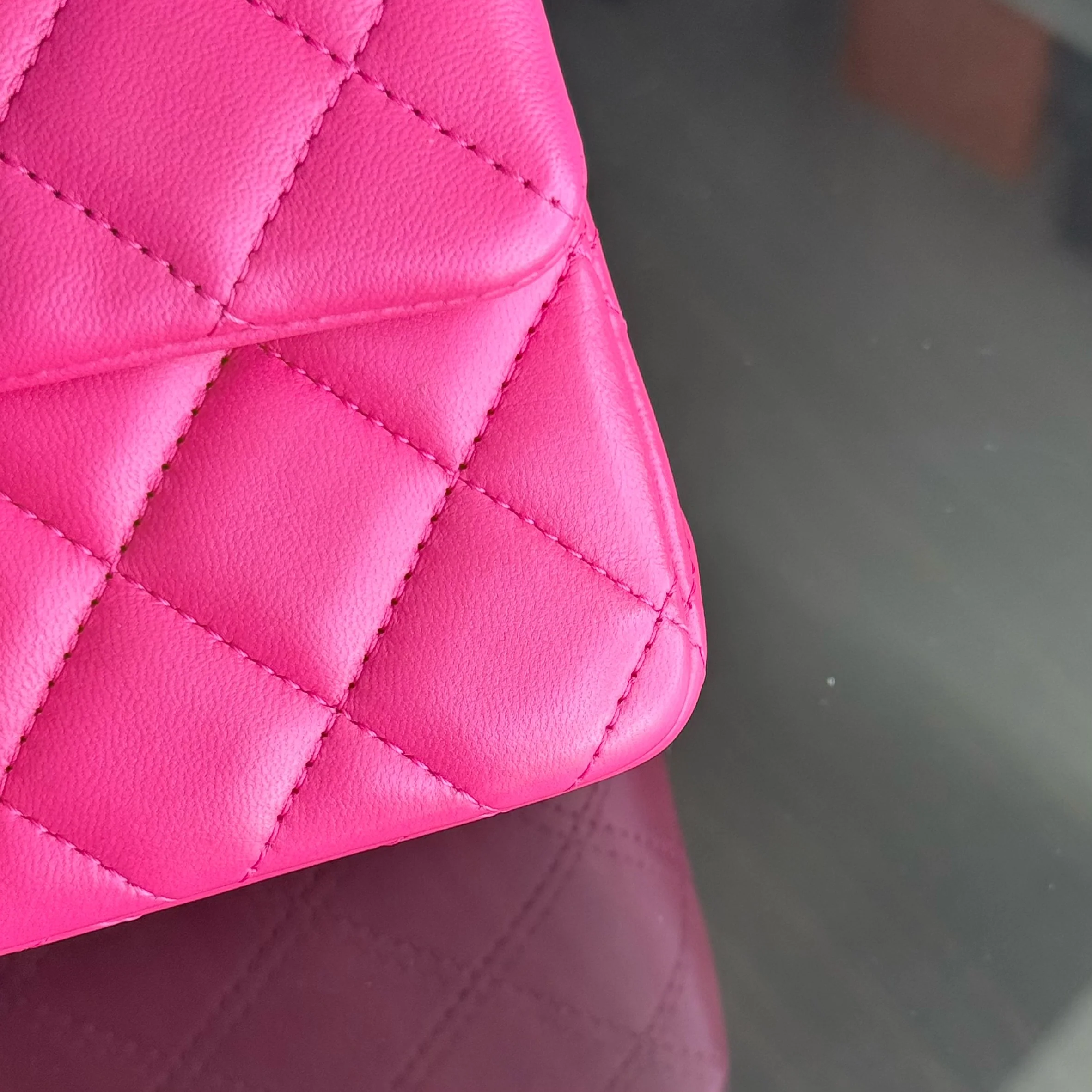 Chanel Classic Flap Mini Rectangle - 20CM Quilted Lambskin Pink Gold Hardware Series 19