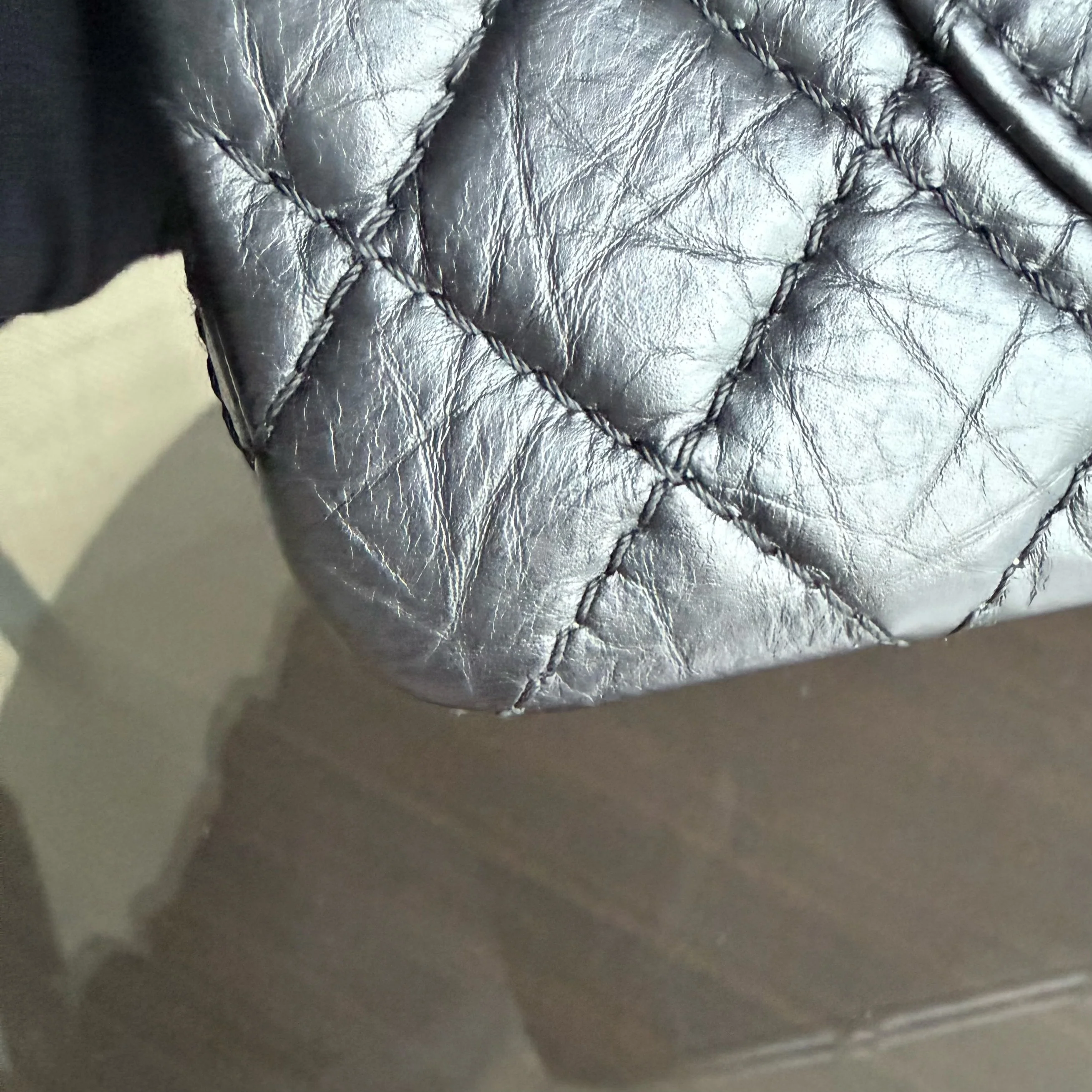 Chanel 2.55 Reissue 225 - Quilted Aged Calfskin Black Ruthenium Silver Hardware Series 18