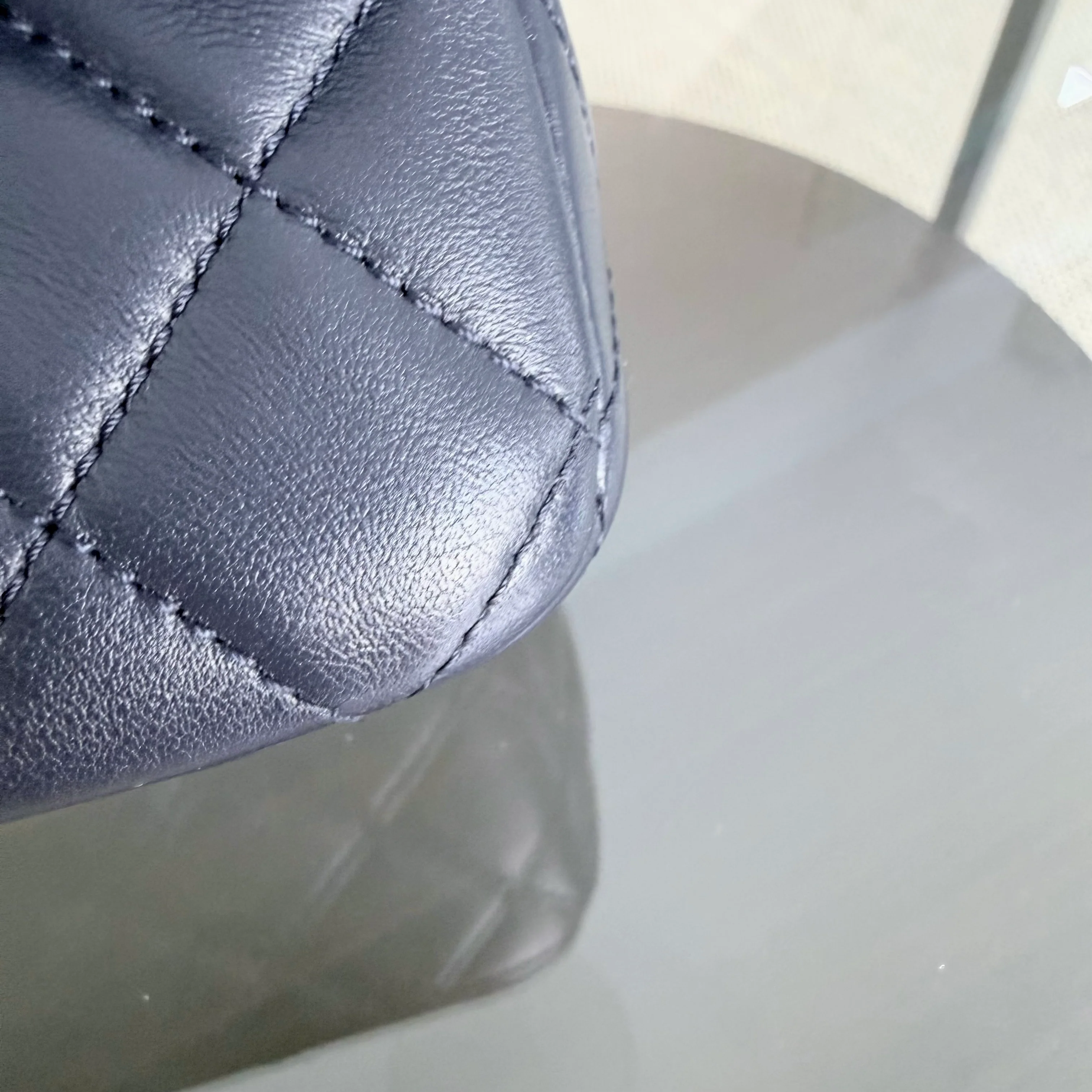 Chanel Classic Flap Mini - 20CM Rectangle Pearl Crush Quilted Lambskin Dark Blue Gold Hardware Series 30