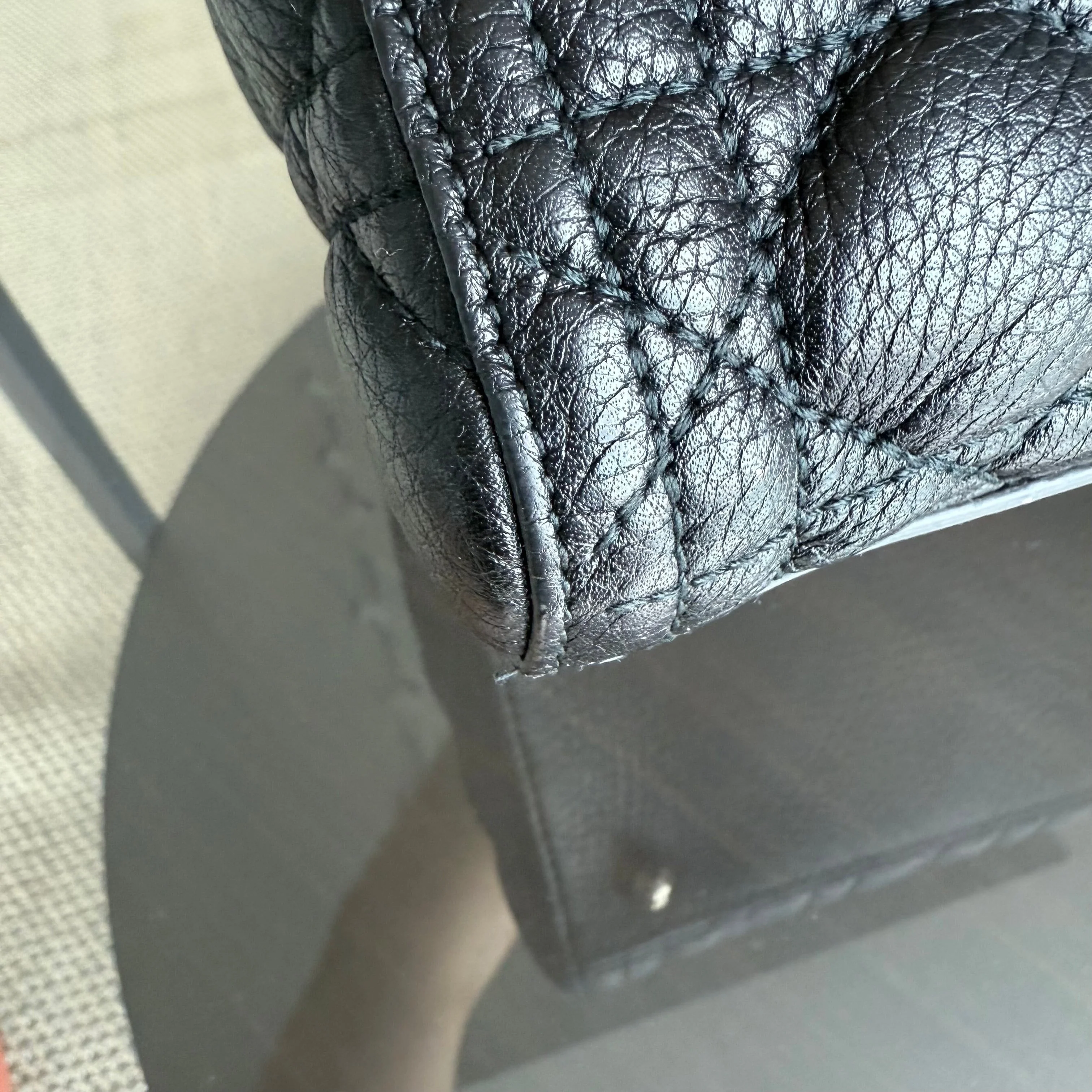 *Flap, Caviar* Lady Large Flap Caviar Cannage Black GHW No Strap