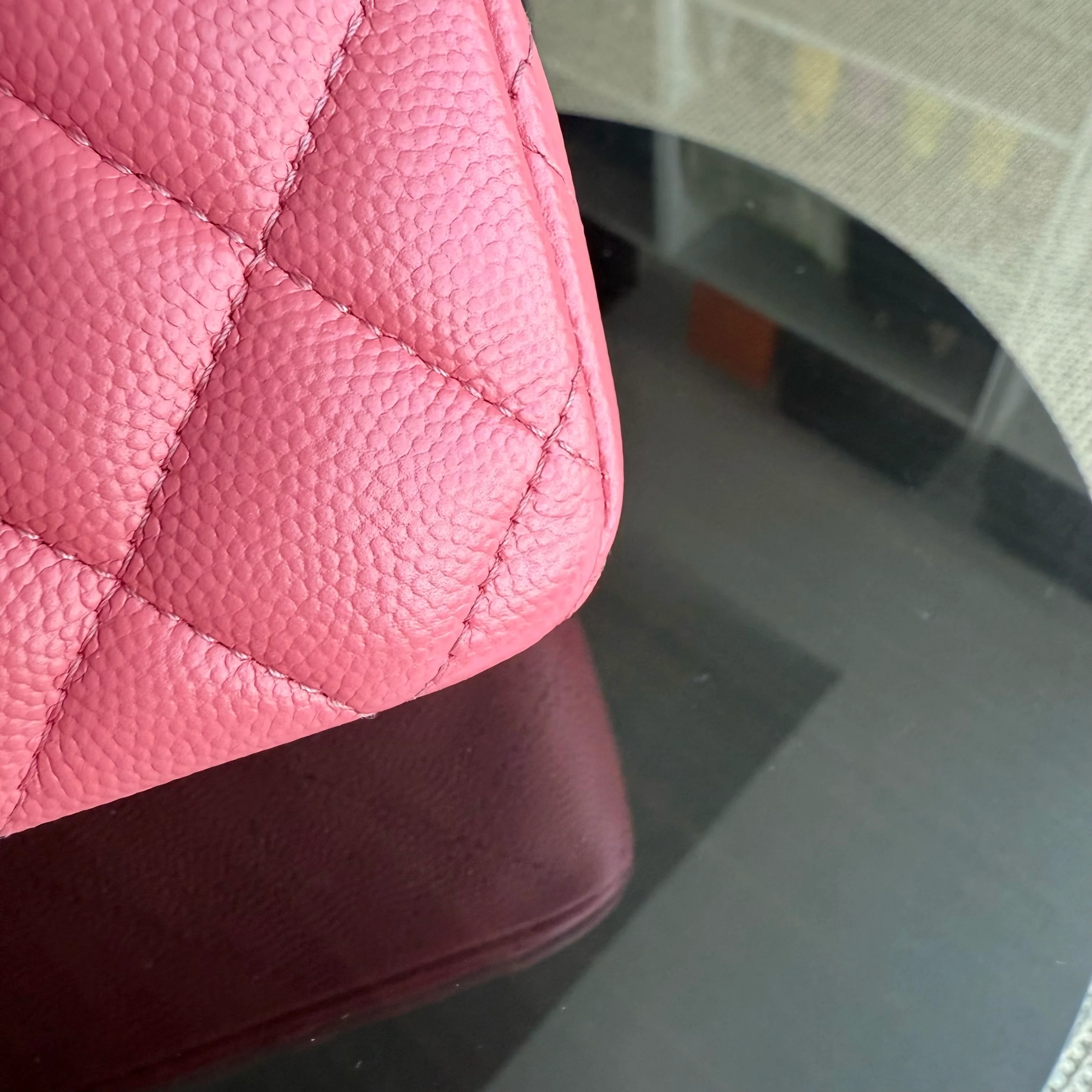 Chanel Classic Flap Small - Caviar 23CM Quilted Grained Calfskin Pink Gold Hardware Series 28