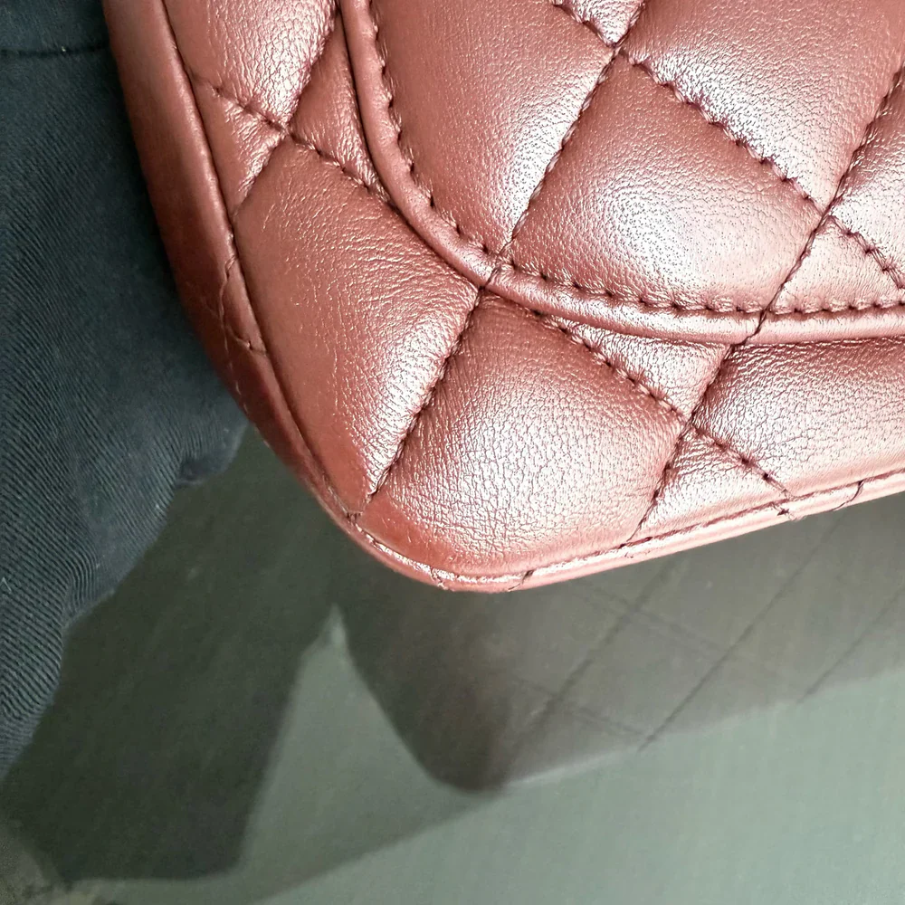 Chanel Classic Flap Mini Square - 17CM Quilted Lambskin Burgundy Gold Hardware Series 24