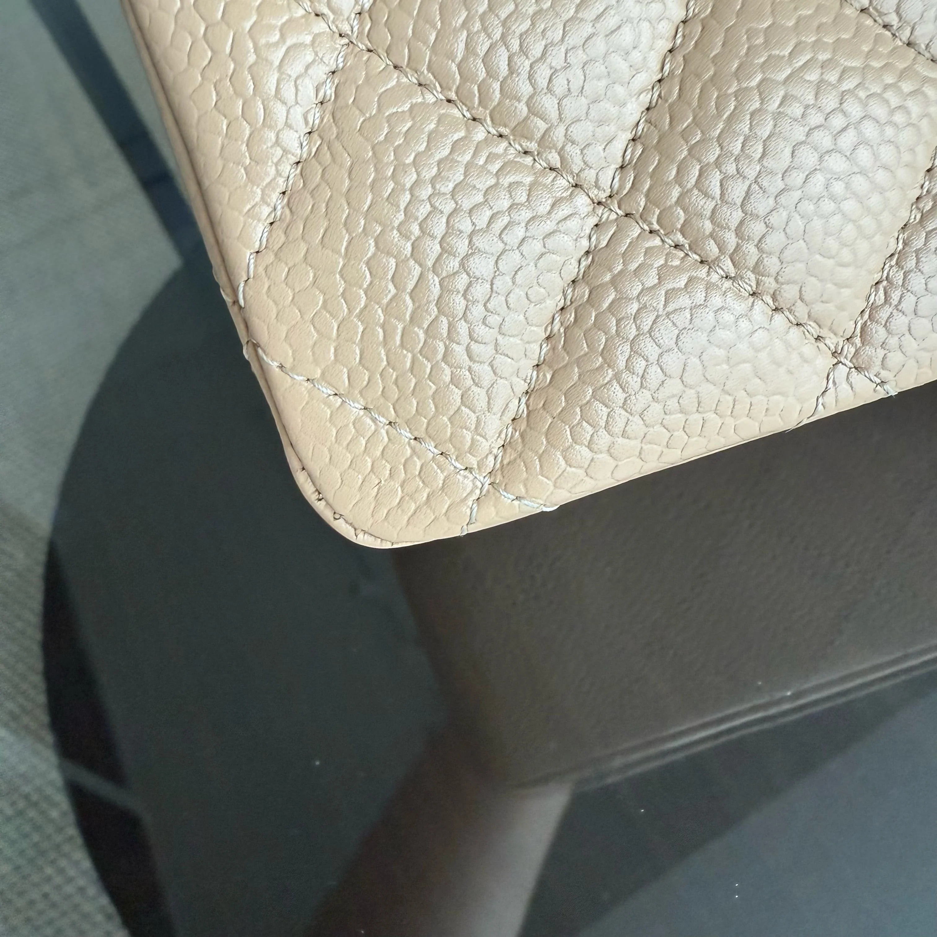 Chanel Classic Flap Medium - Caviar 25CM Quilted Grained Calfskin Beige Gold Hardware Series 14