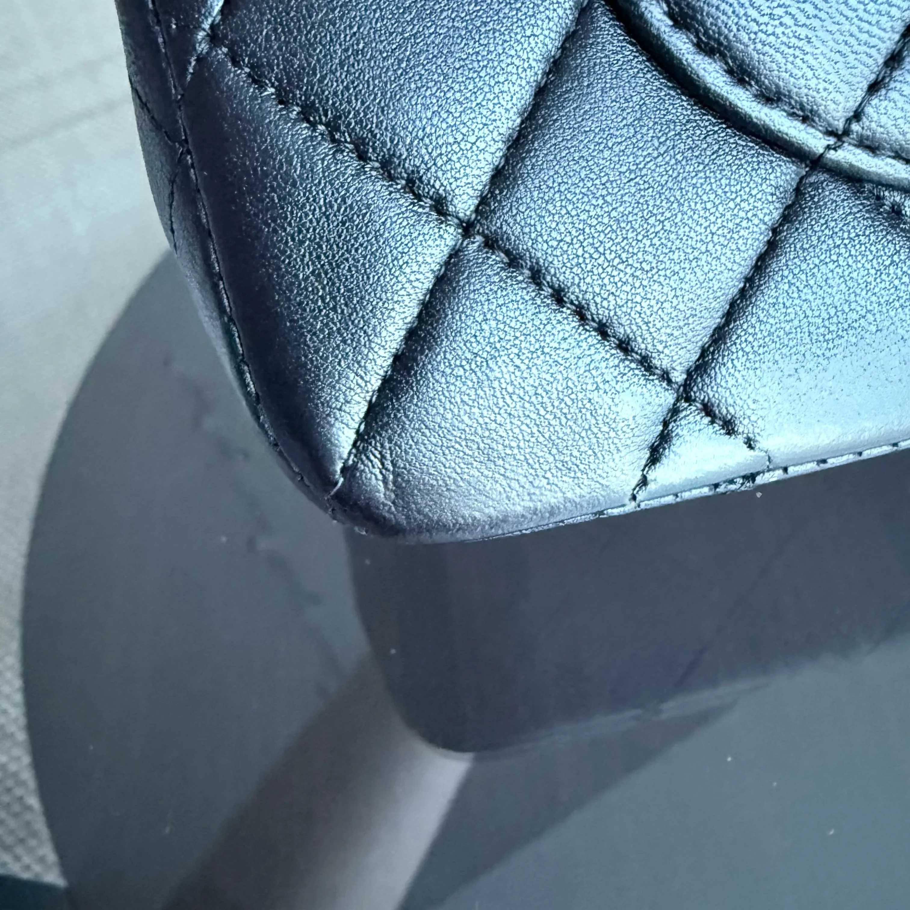 Chanel Classic Flap Small - Quilted Lambskin 23CM Black Gold Hardware Series 13