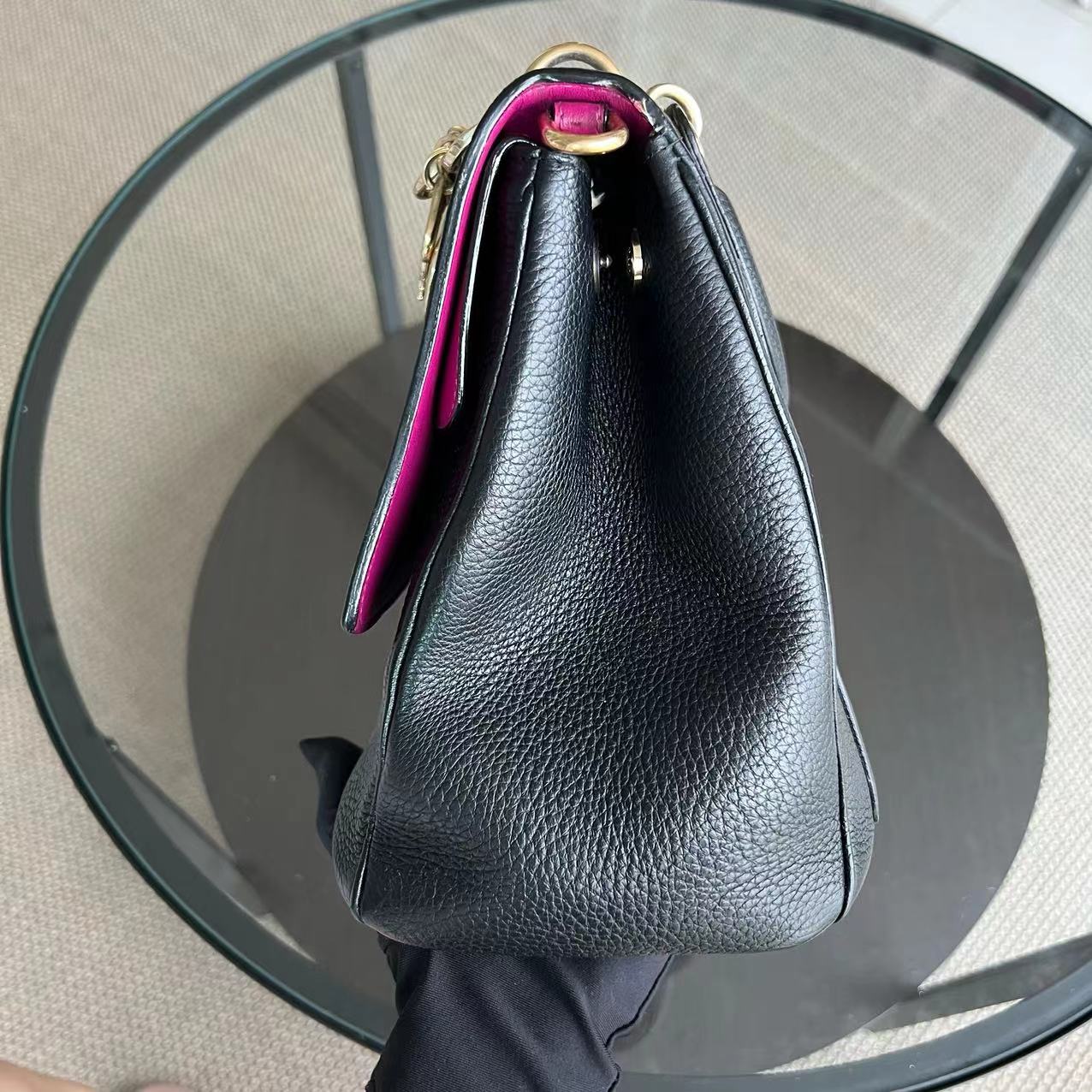 Be Medium Flap Grained Calfskin Black Golden Hardware