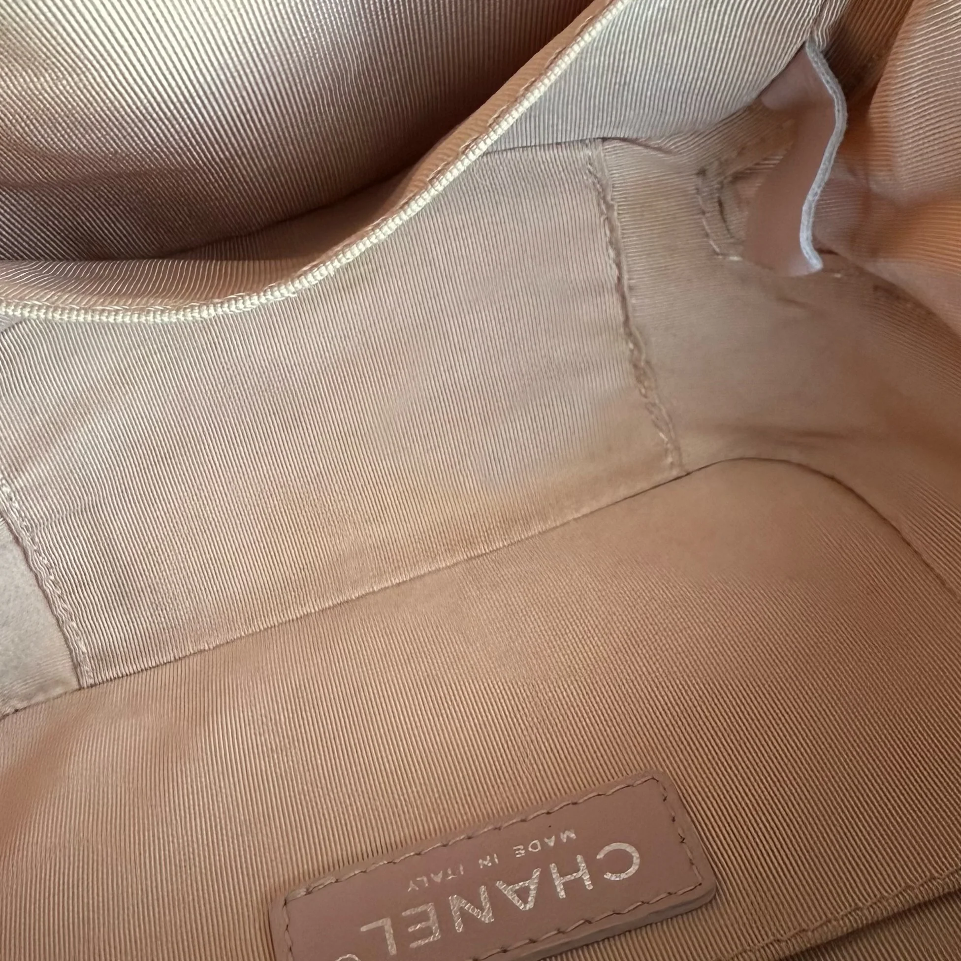 Chanel CC Box Camera Bag Small - Caviar Quilted Grained Calfskin Pink Series 24