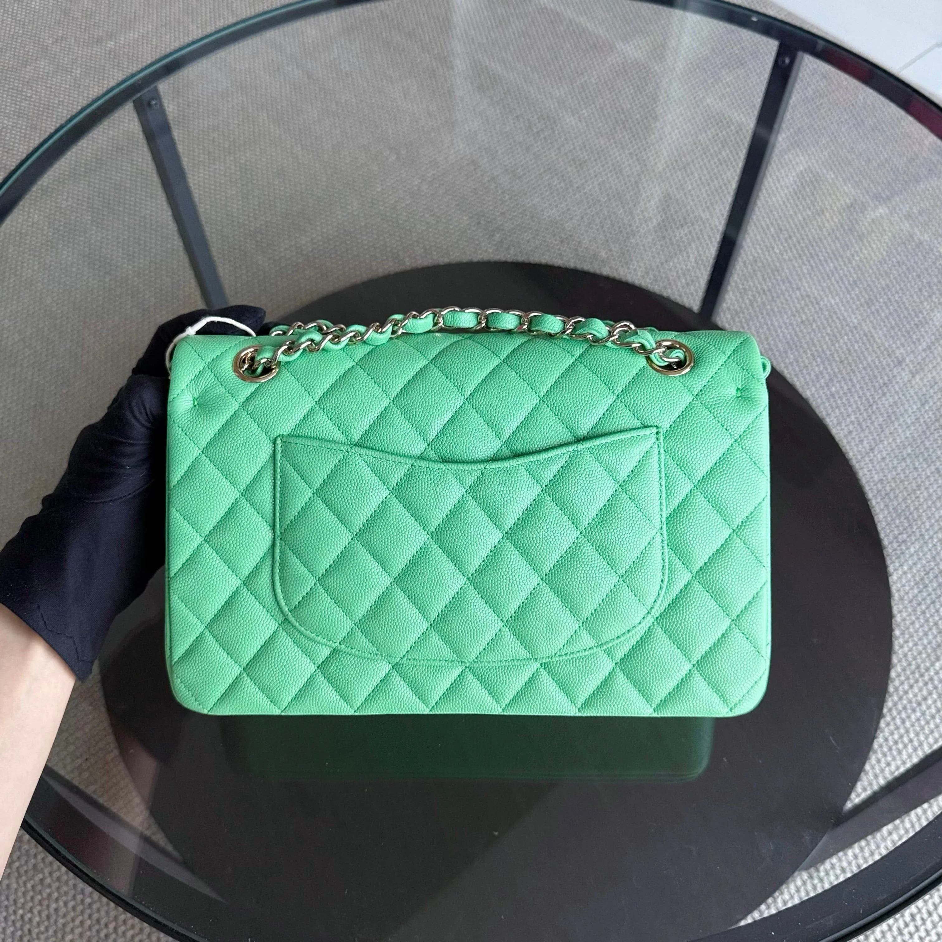 Chanel Classic Flap Medium - Caviar 25CM Quilted Green Gold Hardware Series 27