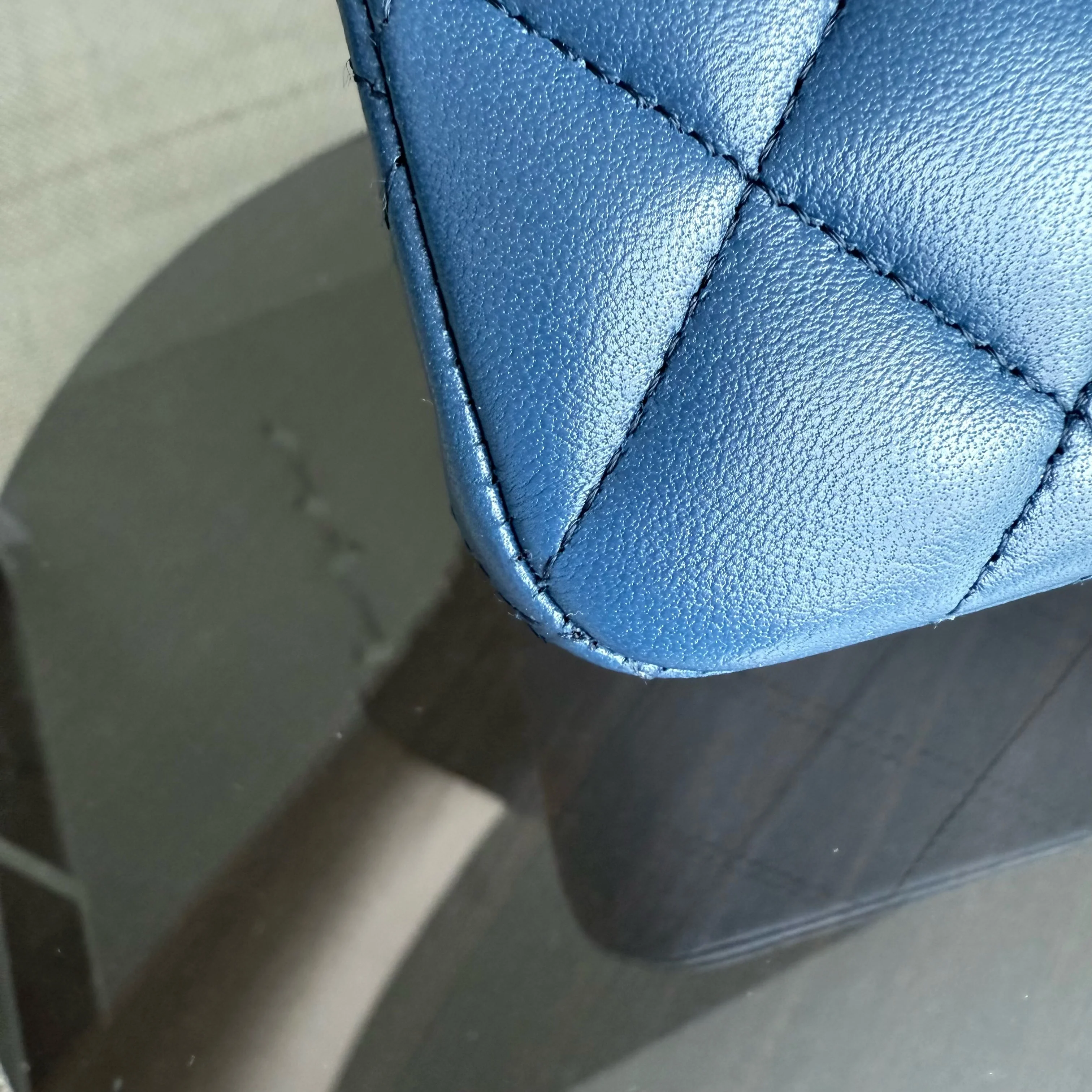 Chanel Classic Flap Small - Lambskin 23CM Dark Blue Gold Hardware Series 25