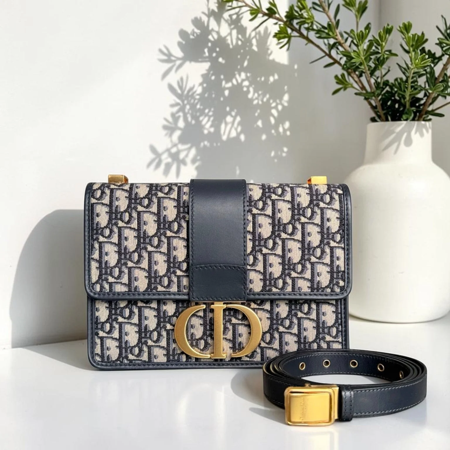 Dior 30 Montaigne - Monogram Golden Hardware with Strap