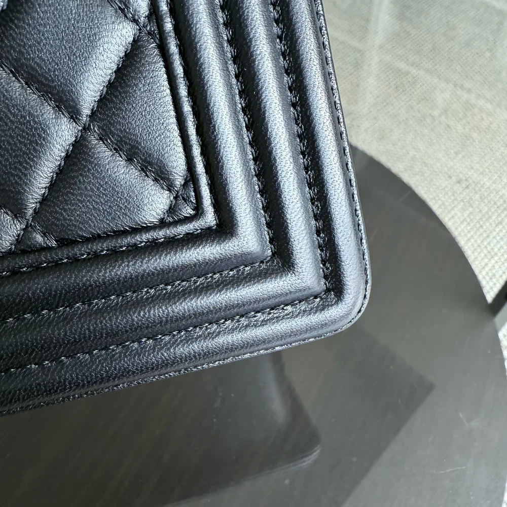 Chanel Boy New Medium - 28CM Quilted Lambskin Black Silver Hardware Series 23