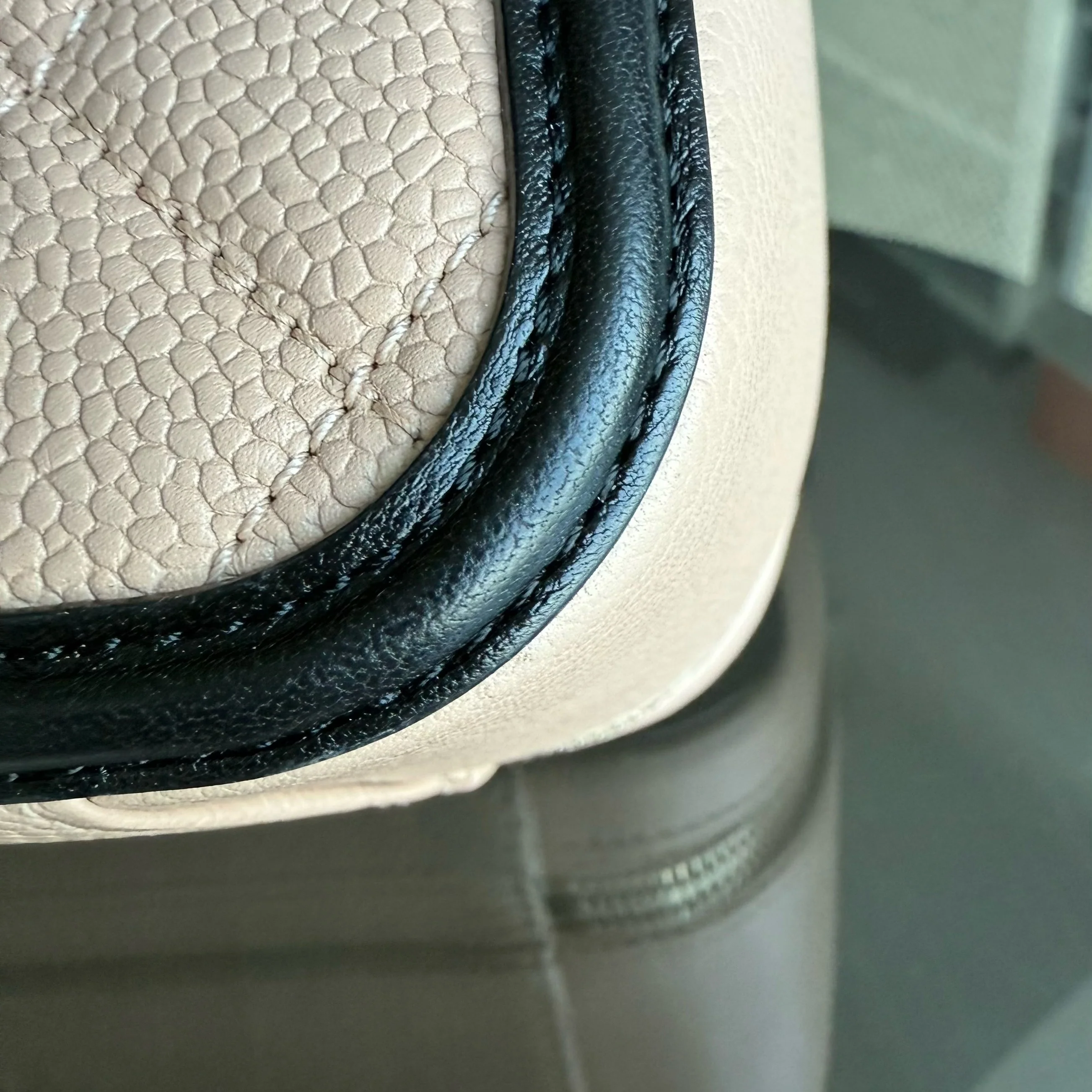 Chanel Camera Filigree Box Bag Large - Caviar Quilted Grained Calfskin Black Beige Gold Hardware Series 23