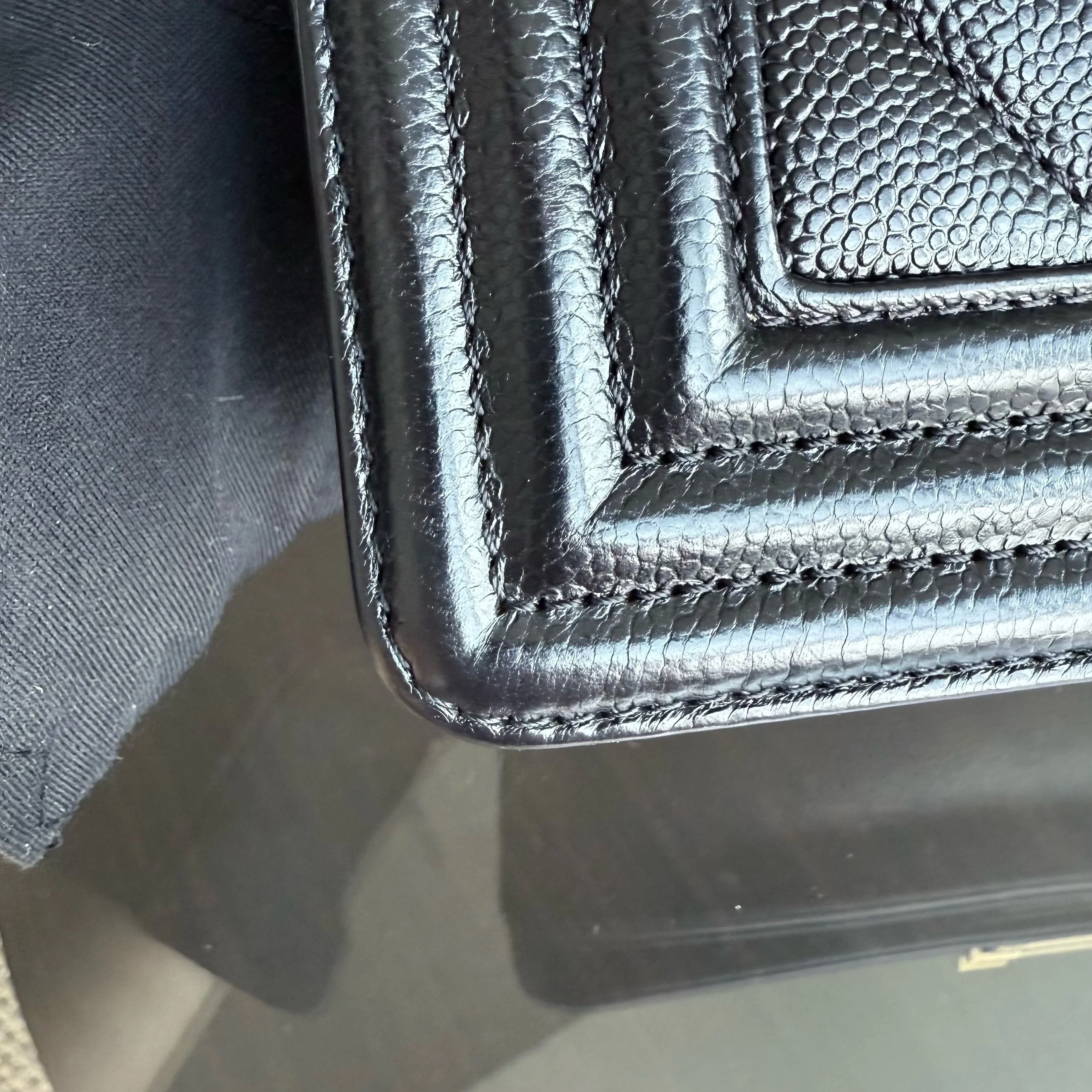 Chanel Boy Small - Caviar 20CM Chevron Black Gold Hardware Series 24