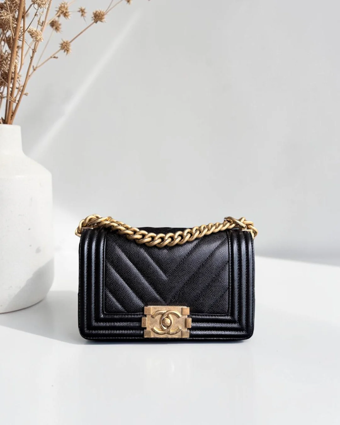 Chanel Boy Small - Caviar 20CM Chevron Black Gold Hardware Series 24