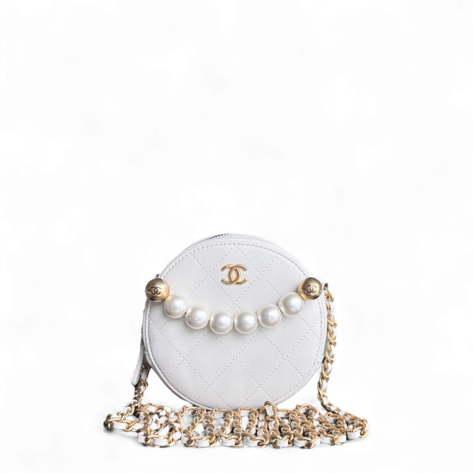 Chanel Pearl Round Clutch with Chain White Calfskin Aged Gold Hardware 29
