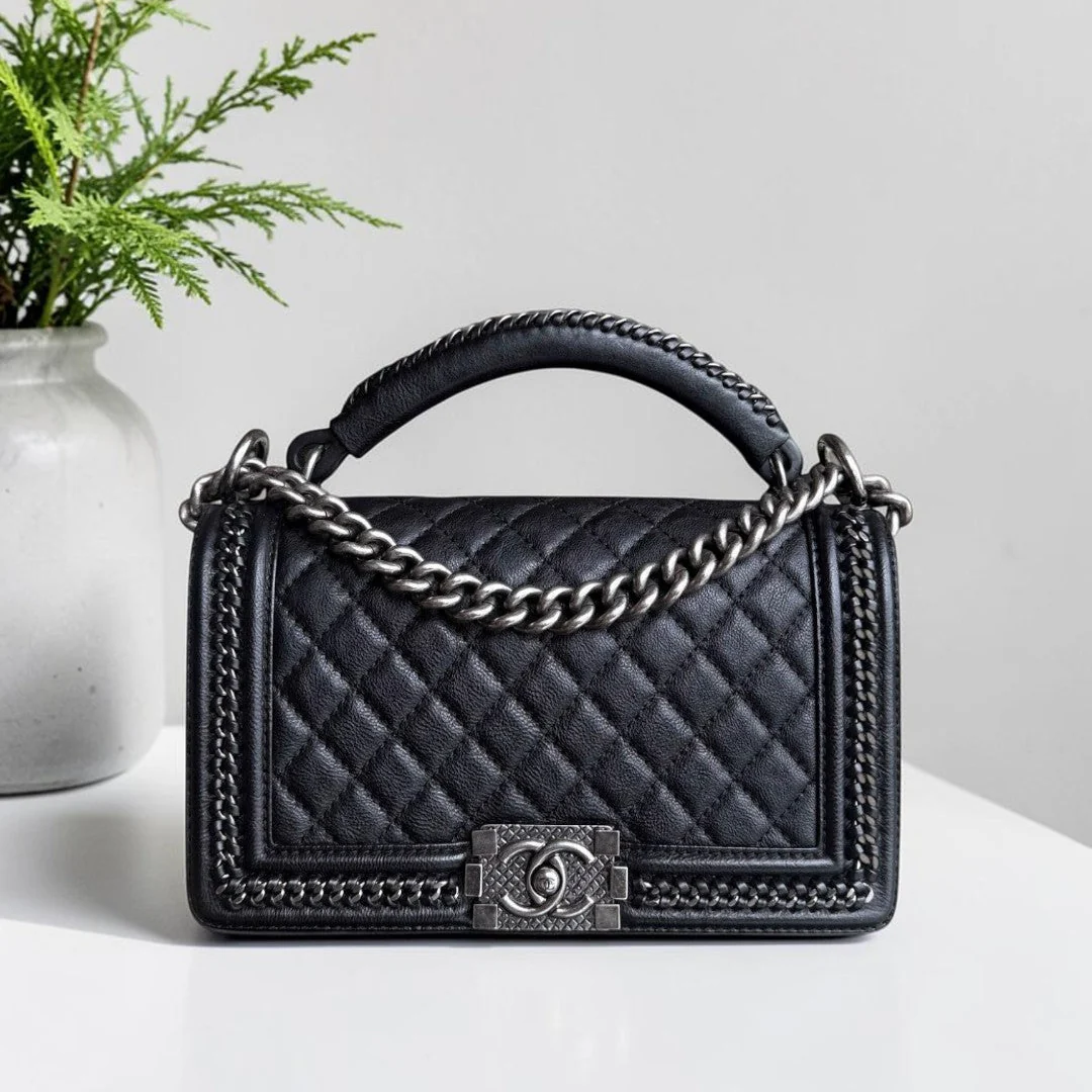 Chanel Boy Handle Old Medium 25CM Black Quilted Caviar With Handle Chain Around Ruthenium Silver Hardware Series 23