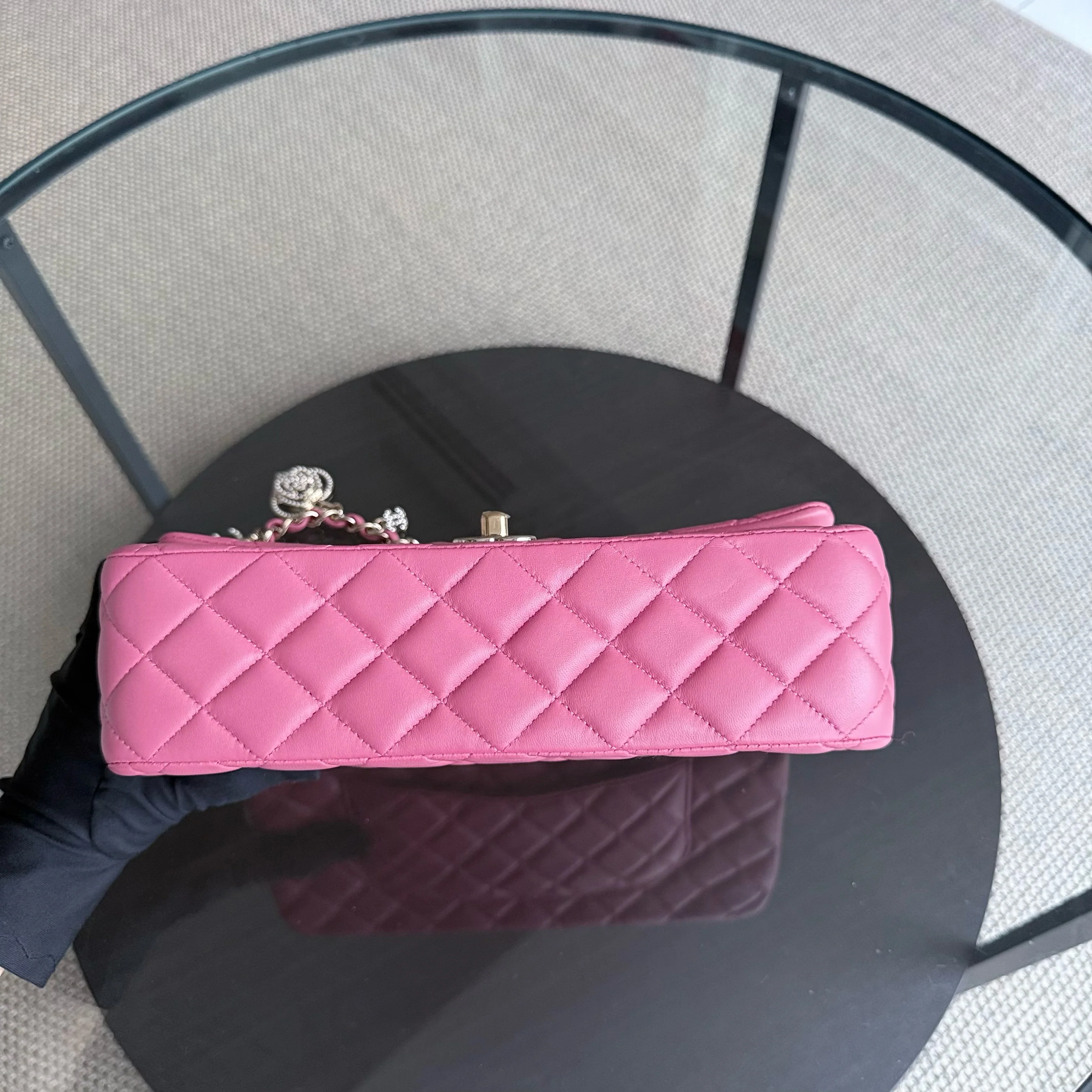 Chanel Classic Flap Medium - Special Valentine Edition 25CM Quilted Lambskin Pink Gold Hardware Series 19