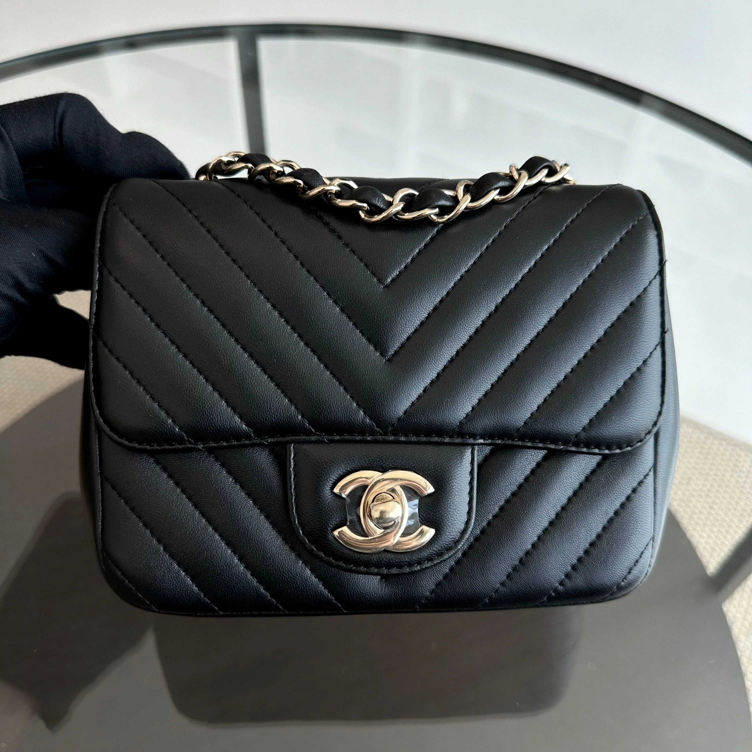 *Brand New* Chanel Mini Square Classic Flap Chevron Lambskin Black GHW No 24 - Best Luxury Designers