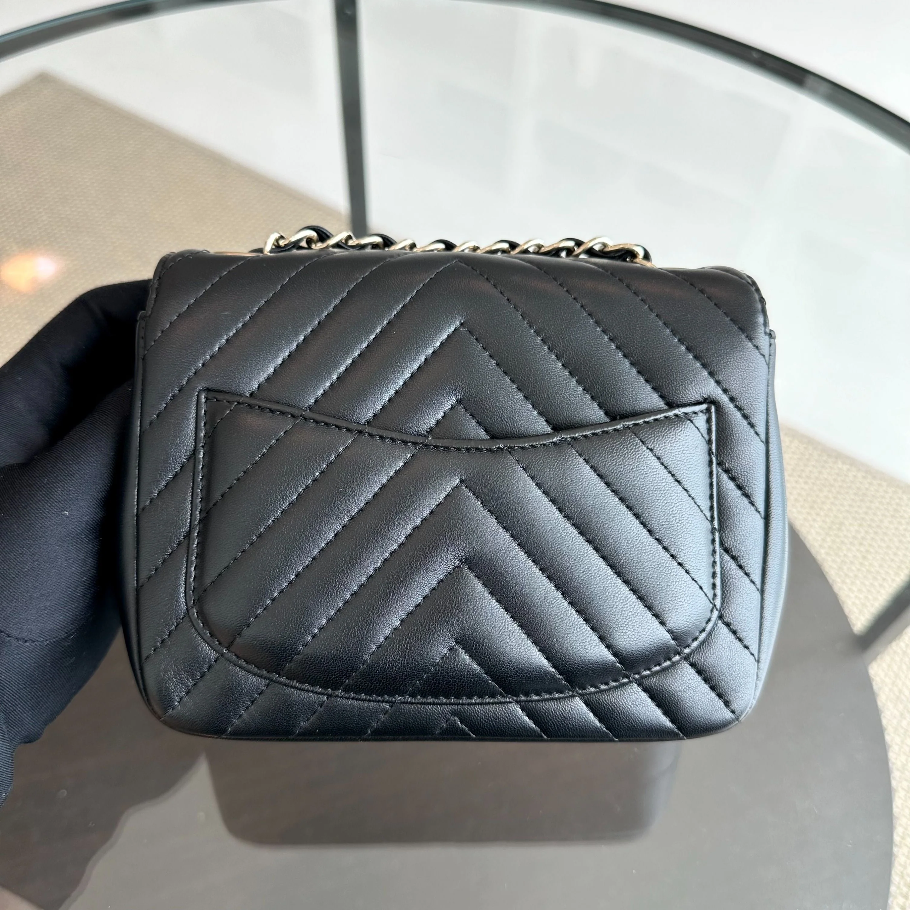 *Brand New* Chanel Mini Square Classic Flap Chevron Lambskin Black GHW No 24 - Best Luxury Designers