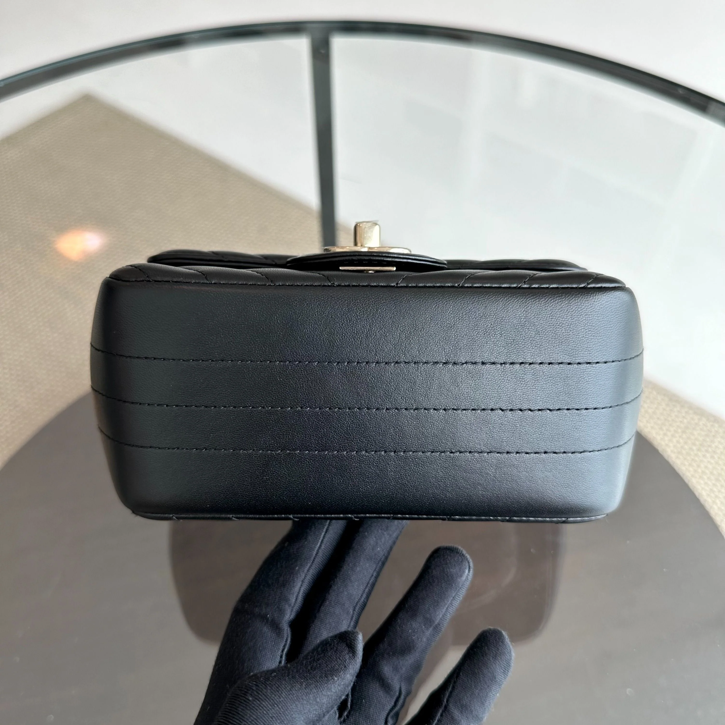 *Brand New* Chanel Mini Square Classic Flap Chevron Lambskin Black GHW No 24 - Best Luxury Designers