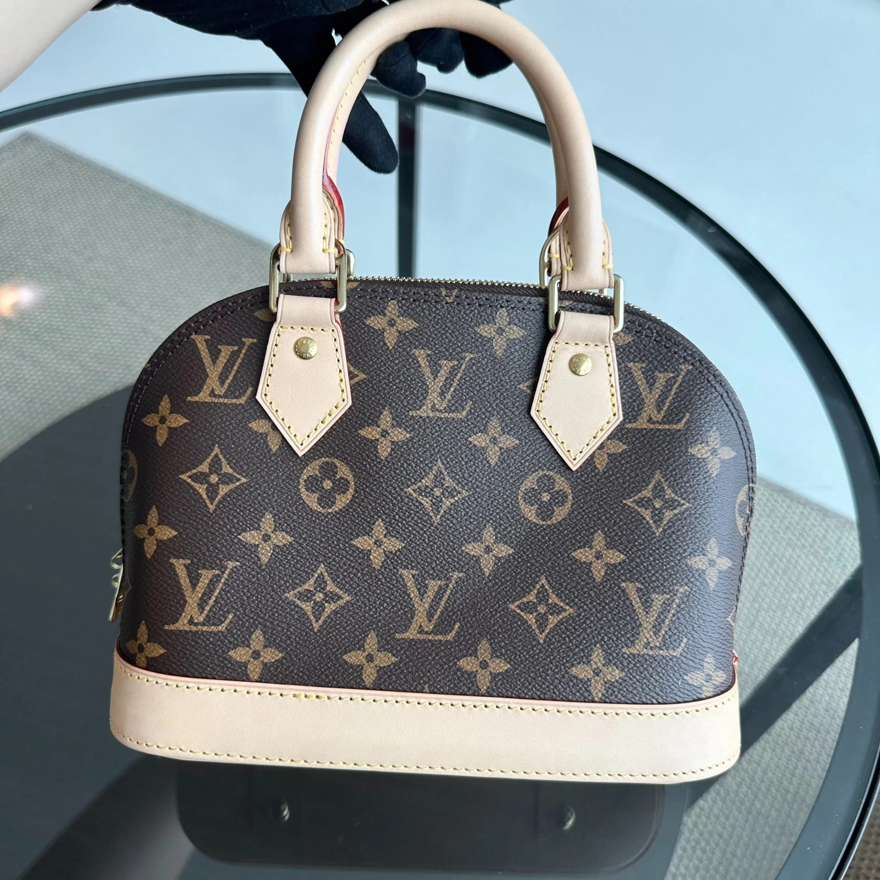 *Brand New Full Set* Louis Vuitton LV Alma BB Monogram Cross Body Leather Bag - Best Luxury Designers