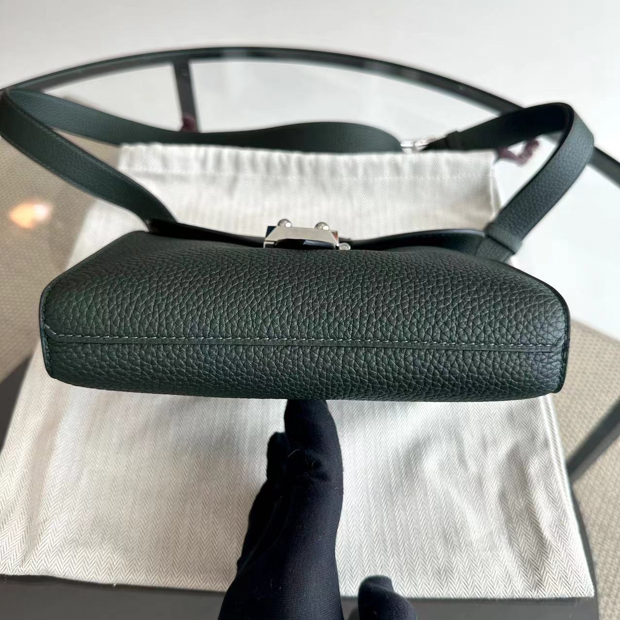 *Brand New Full Set, Receipt* Hermes Sac A Depeches 21 Veau Togo SHW - Best Luxury Designers