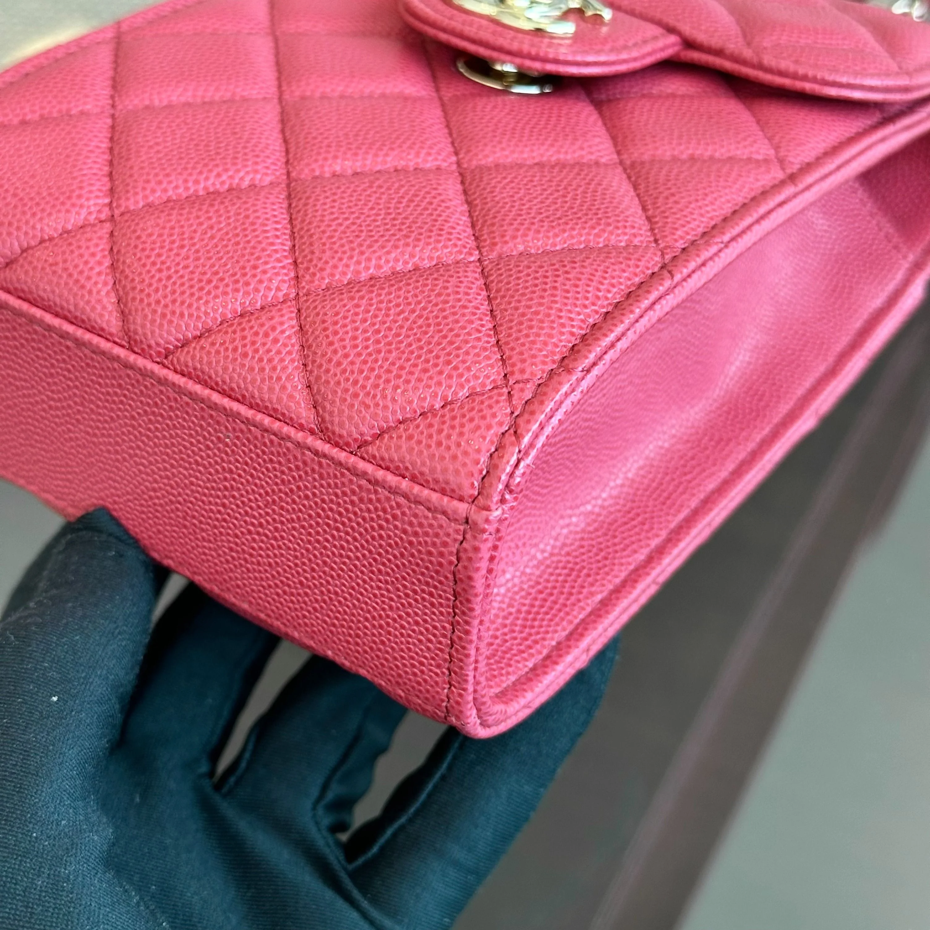 *Brand New, Receipt Full Set* Chanel Caviar Phone Holder Chain Shoulder Bag No 29 - Best Luxury Designers