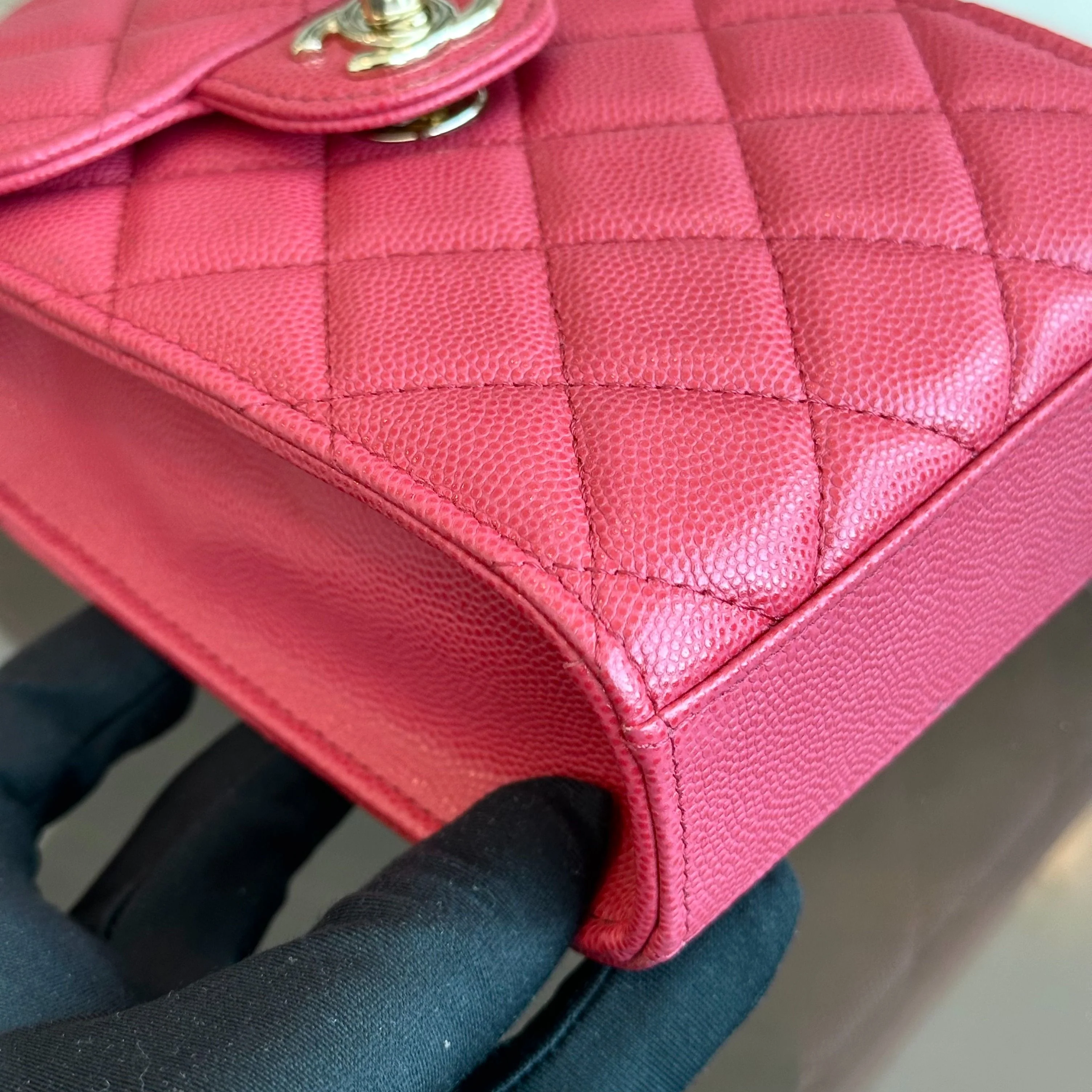 *Brand New, Receipt Full Set* Chanel Caviar Phone Holder Chain Shoulder Bag No 29 - Best Luxury Designers