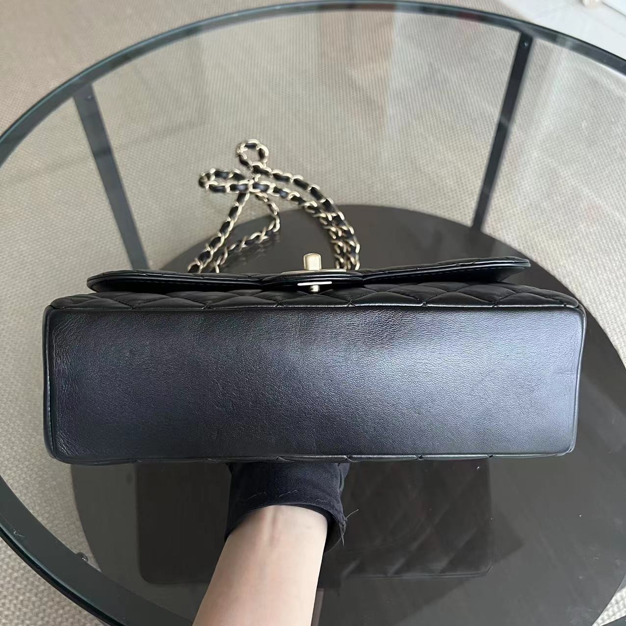 Chanel Chic Flap - 26CM Seasonal Classic Flap Quilted Lambskin Black Golden Hardware Series 21