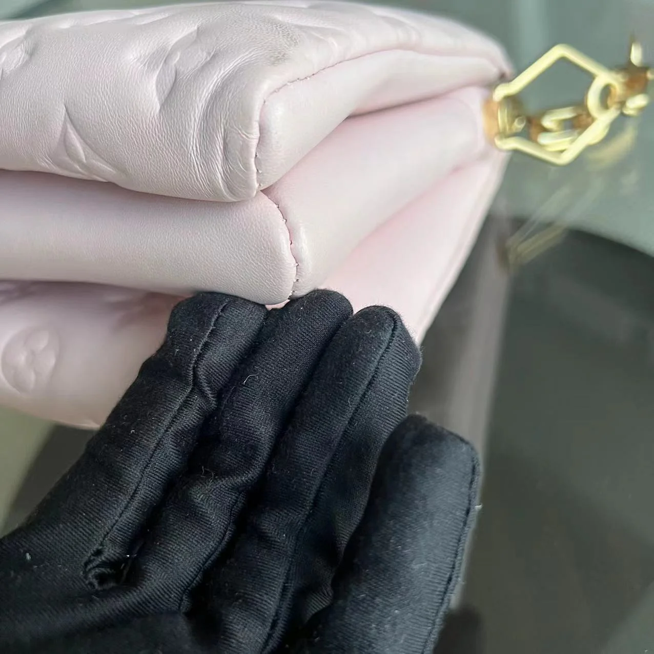 Louis Vuitton Coussin PM Puffy Lambskin Light Purple Golden Hardware