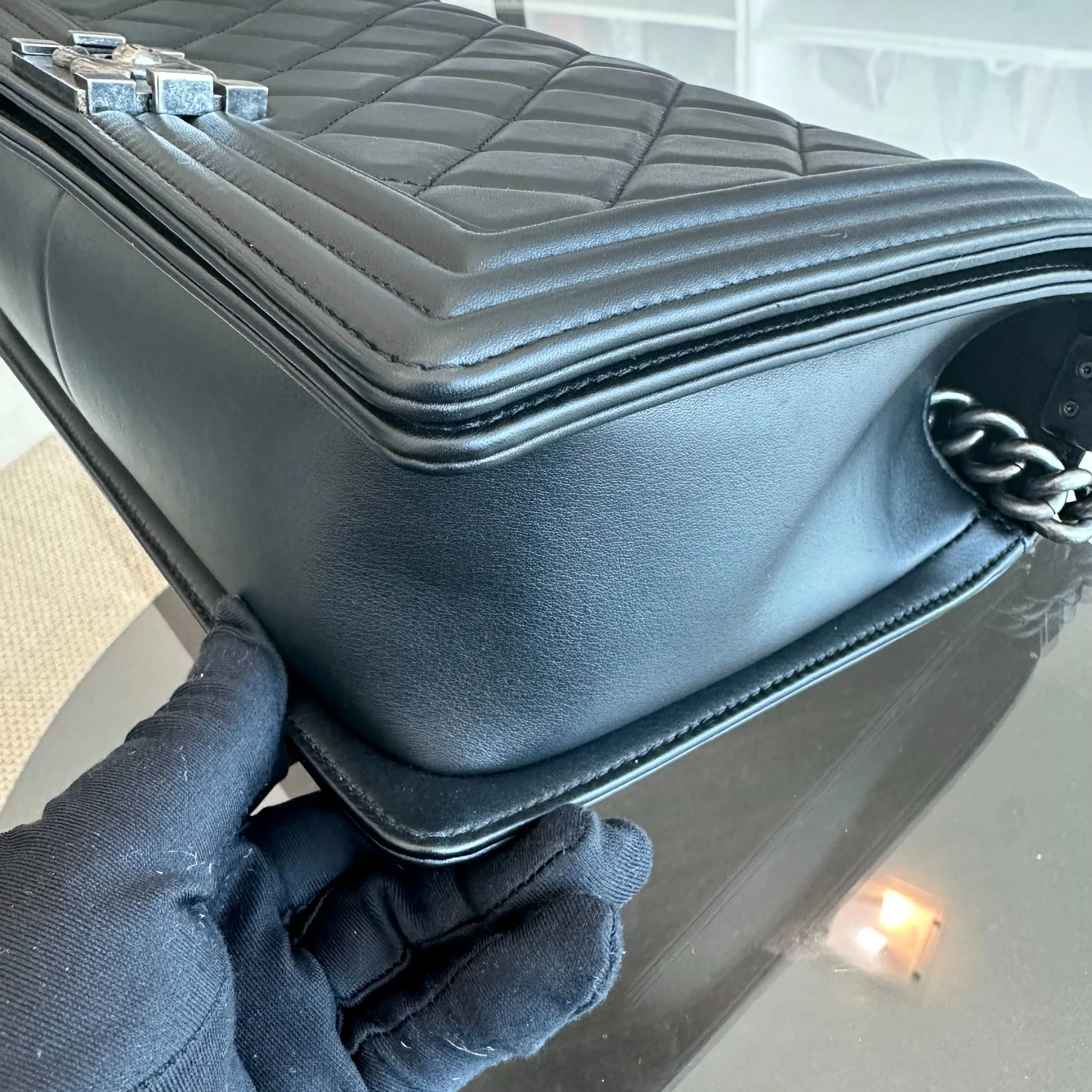 *Calfskin* Chanel Boy New Medium Smooth Calfskin 28CM Leboy Black RSHW No 19 - Best Luxury Designers