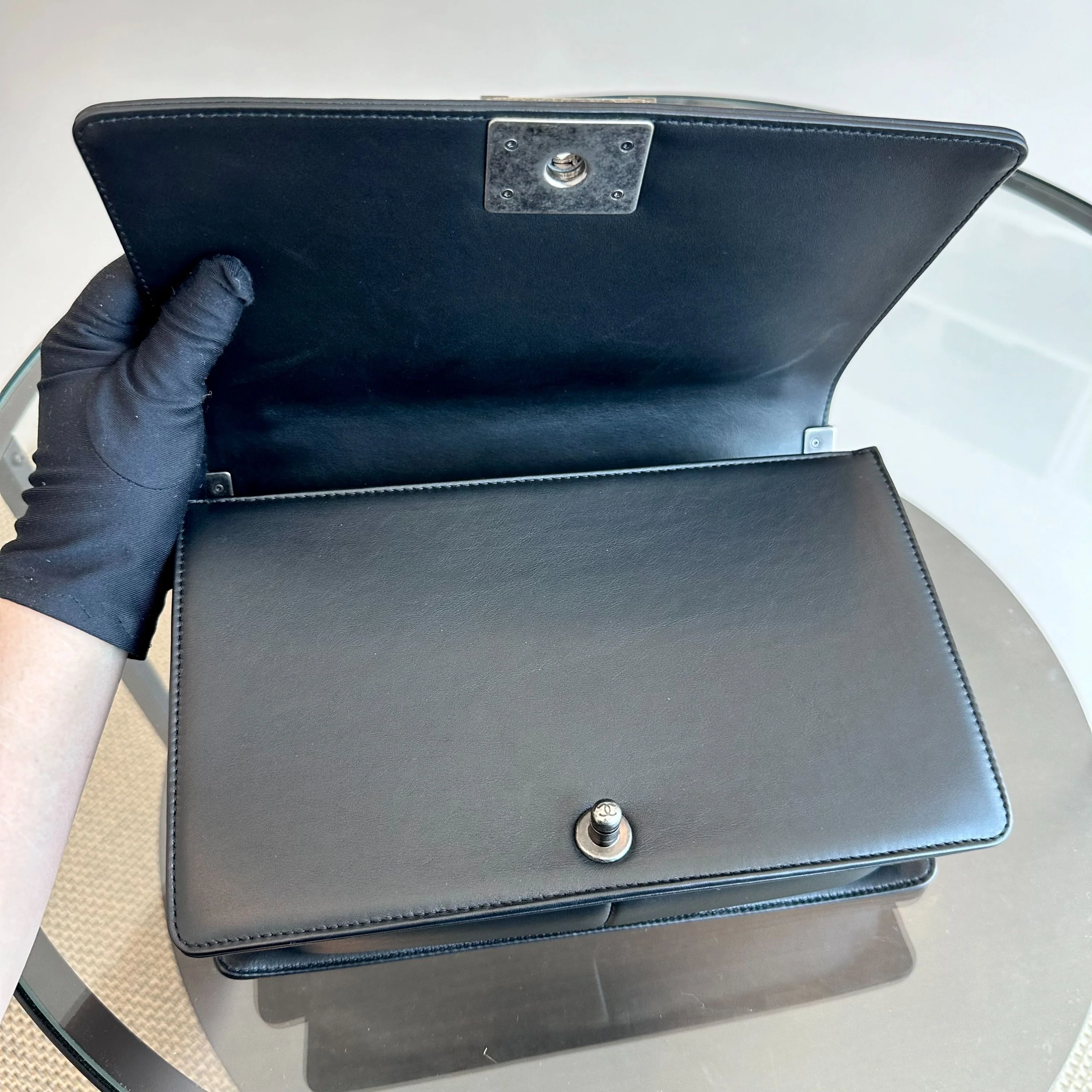 *Calfskin* Chanel Boy New Medium Smooth Calfskin 28CM Leboy Black RSHW No 19 - Best Luxury Designers