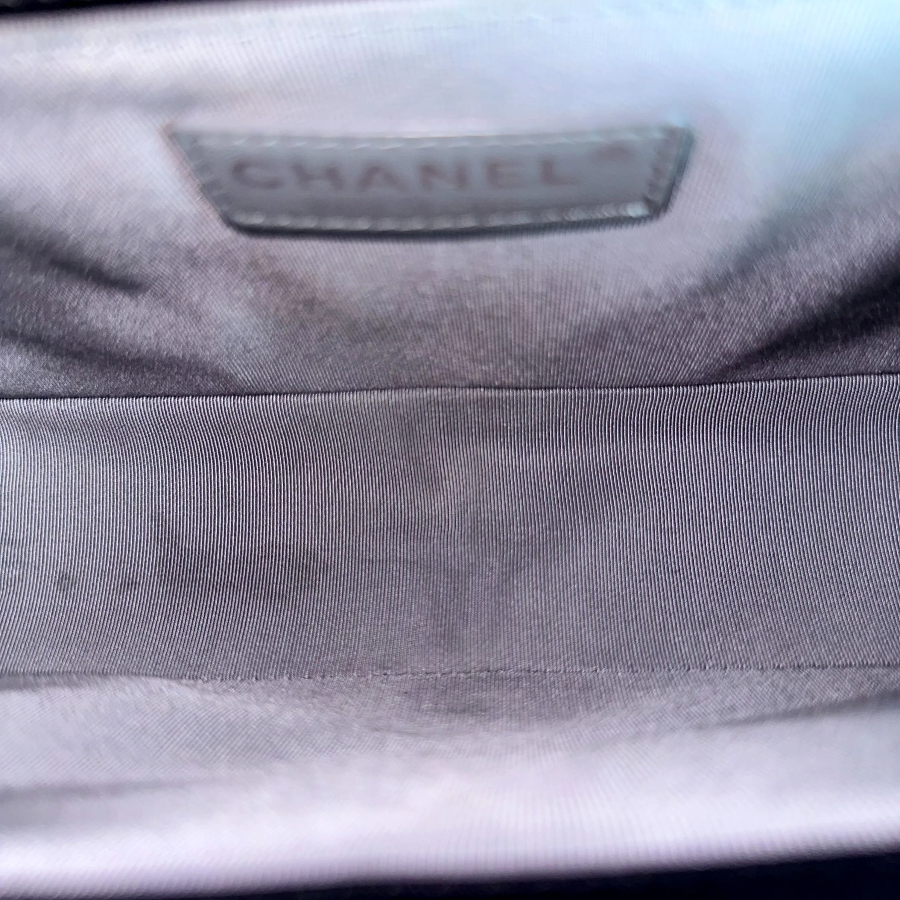 *Calfskin* Chanel Boy Old Medium 25CM Chevron Calfskin Leboy Black RSHW No 20 - Best Luxury Designers