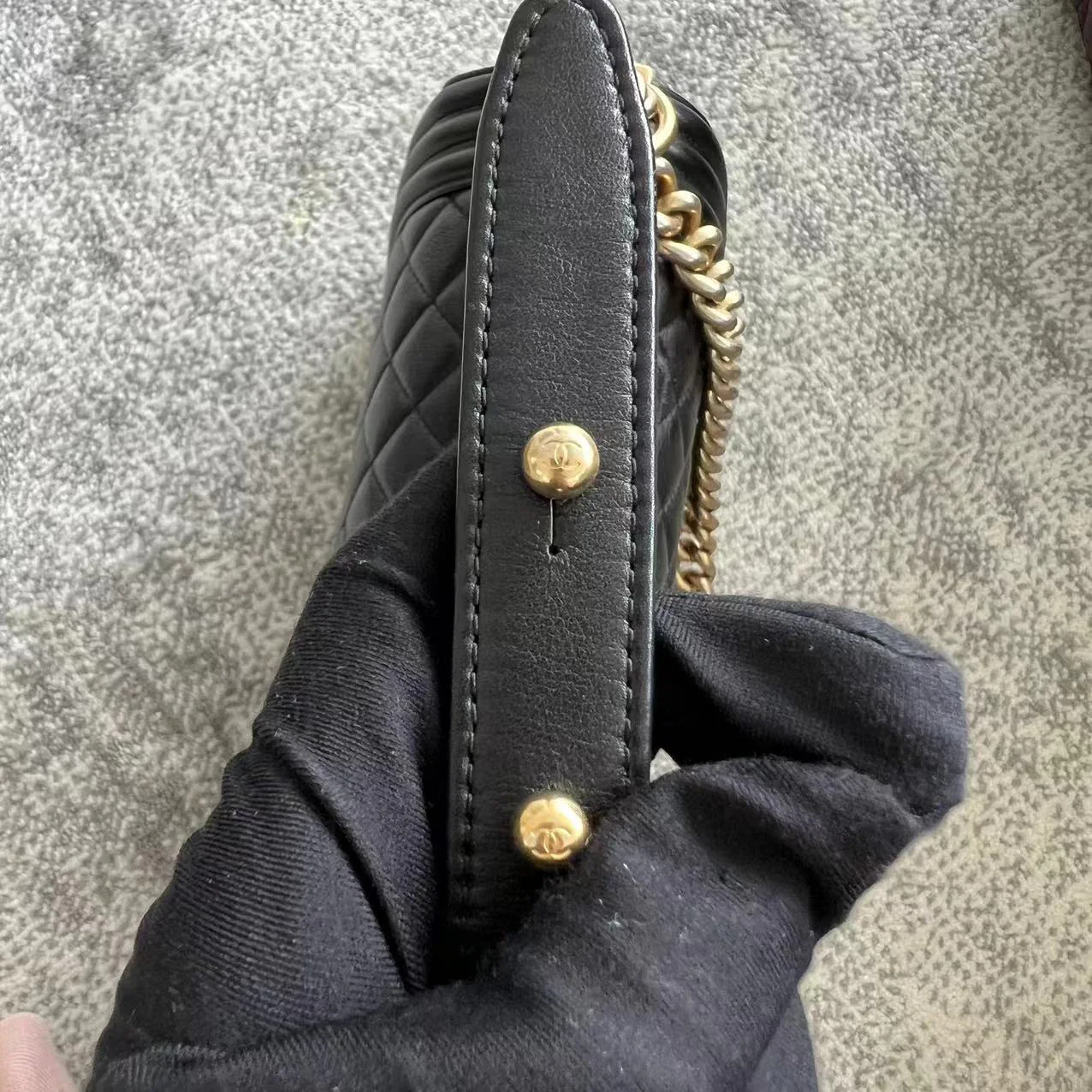 *Calfskin* Chanel Boy Old Medium 25CM Quilted Calfskin Black Leboy Golden Hardware Series 20 - Best Luxury Designers