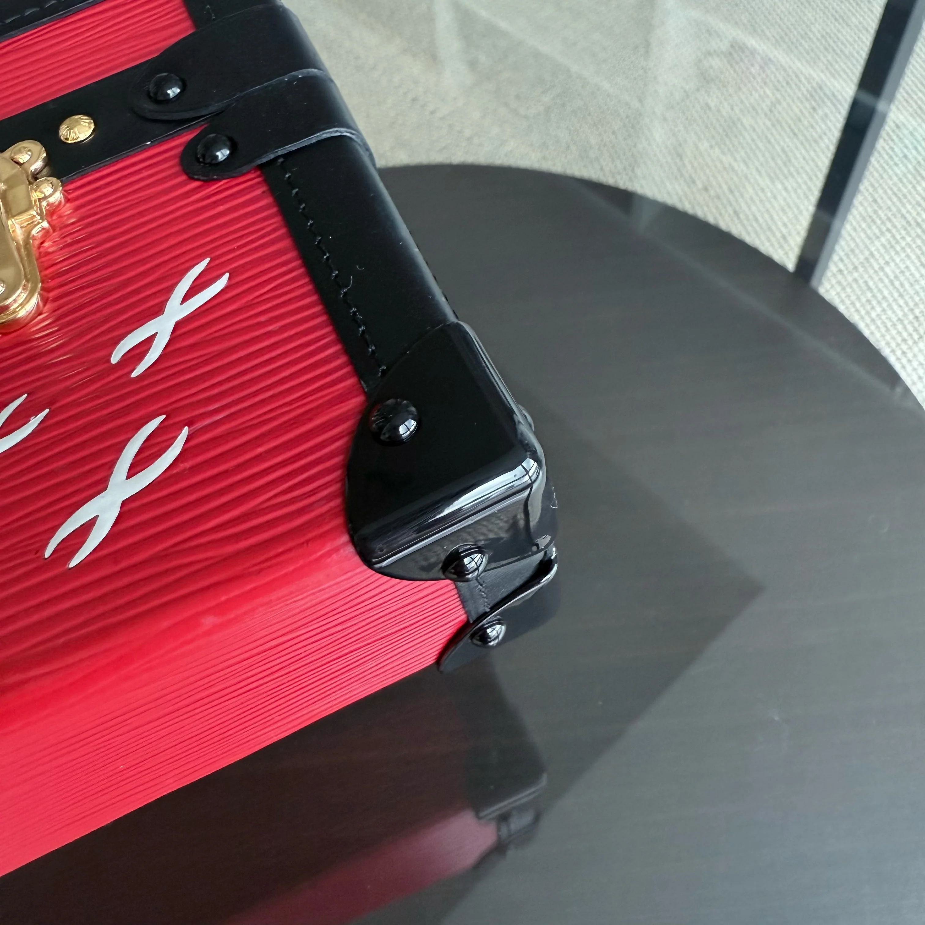 Louis Vuitton Petite Malle - New Edition EPI Leather Red Box Shoulder Bag Gold Hardware Microchip