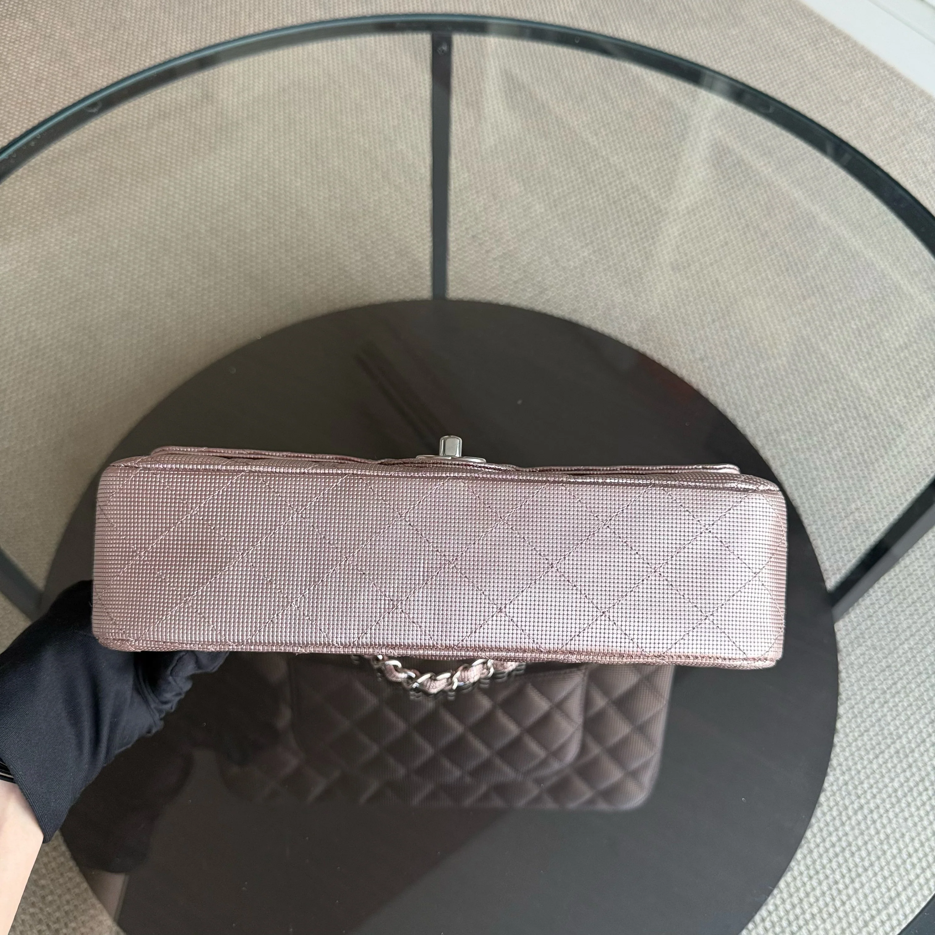 Chanel Classic Flap Medium - Pixelated Calfskin Metallic Pink Silver Hardware Series 21