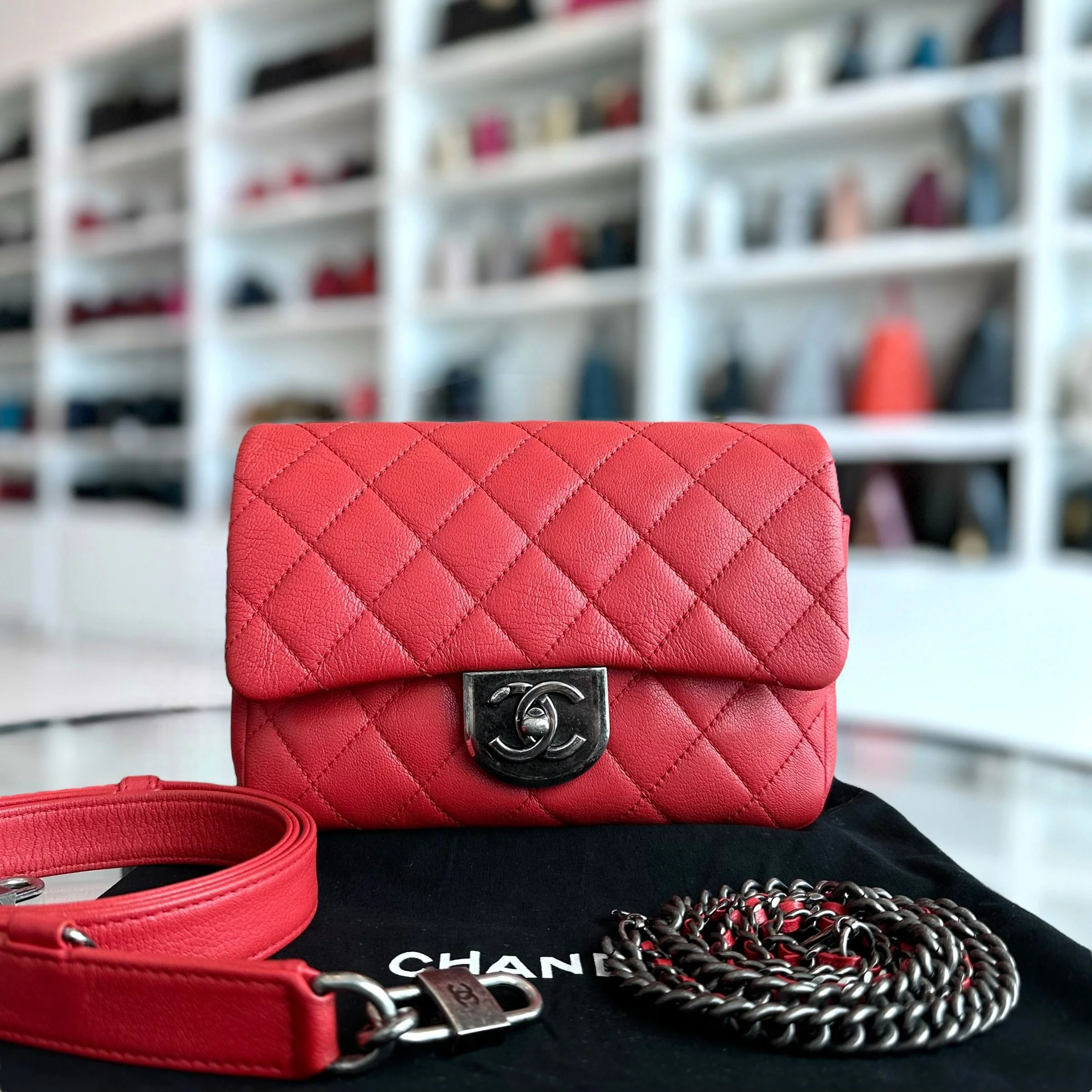 Chanel 2016 Seasonal Flap Two Way Quilted Grained Calfskin Red No 21 - Best Luxury Designers