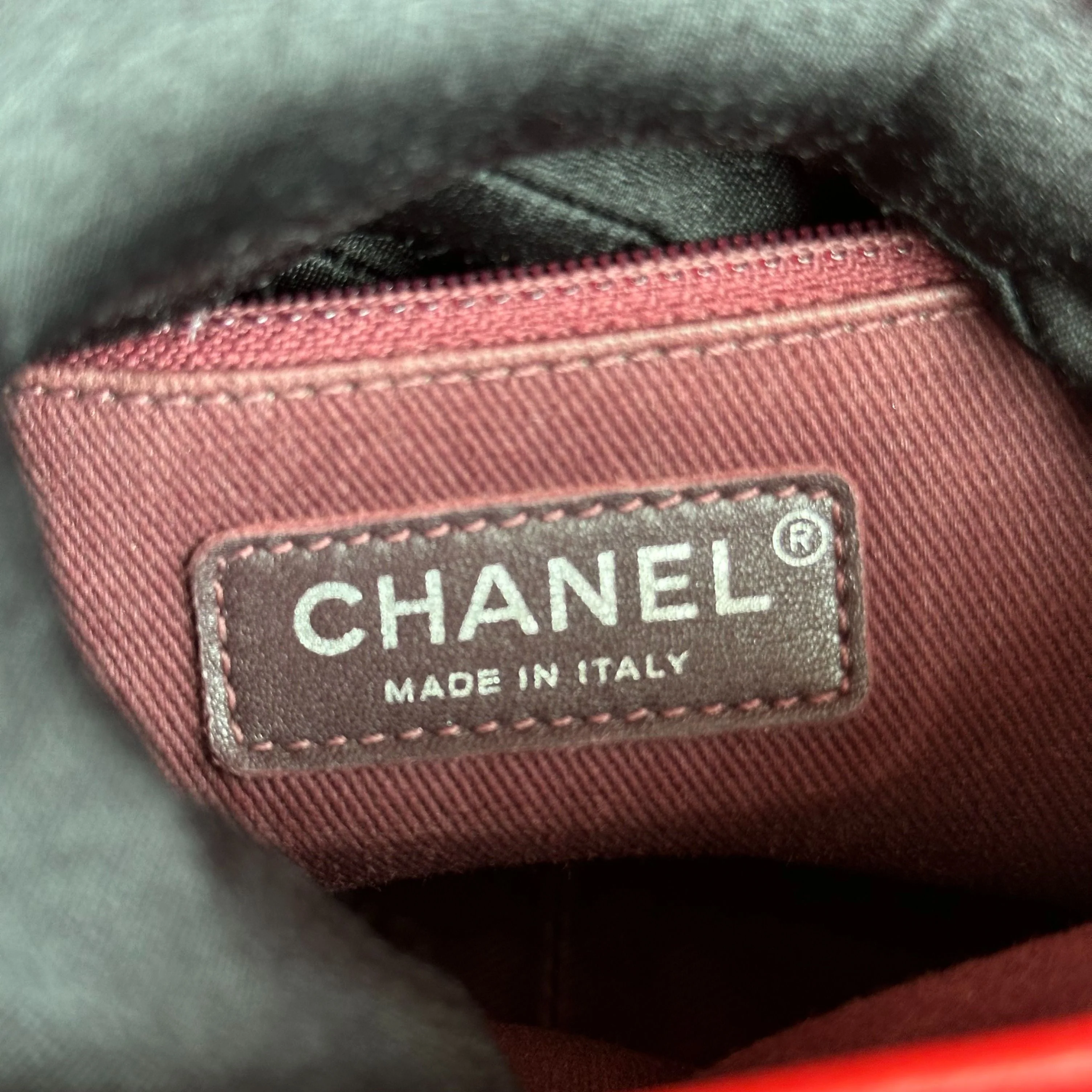 Chanel 2016 Seasonal Flap Two Way Quilted Grained Calfskin Red No 21 - Best Luxury Designers